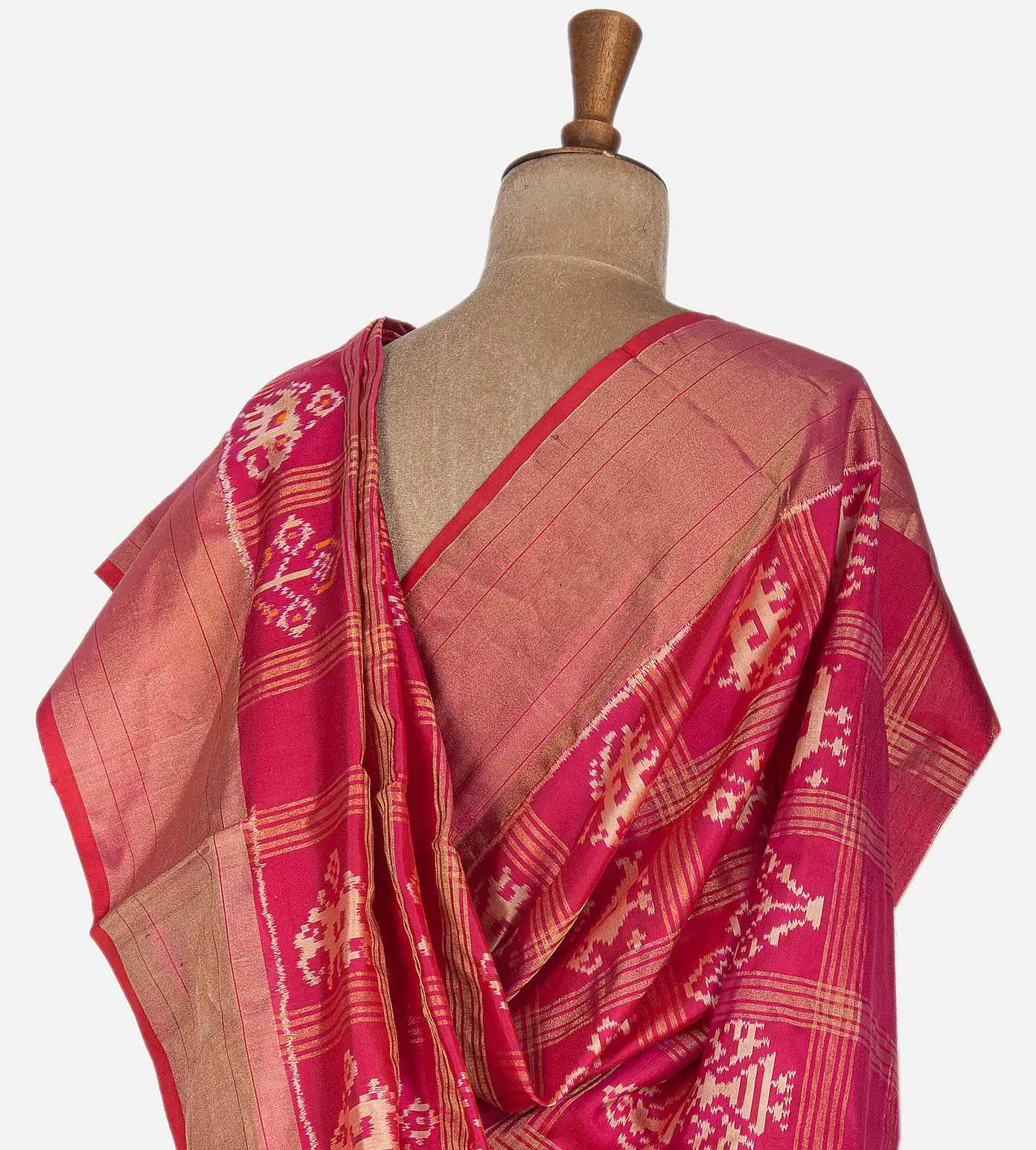 Pink Ikkat Silk Saree3