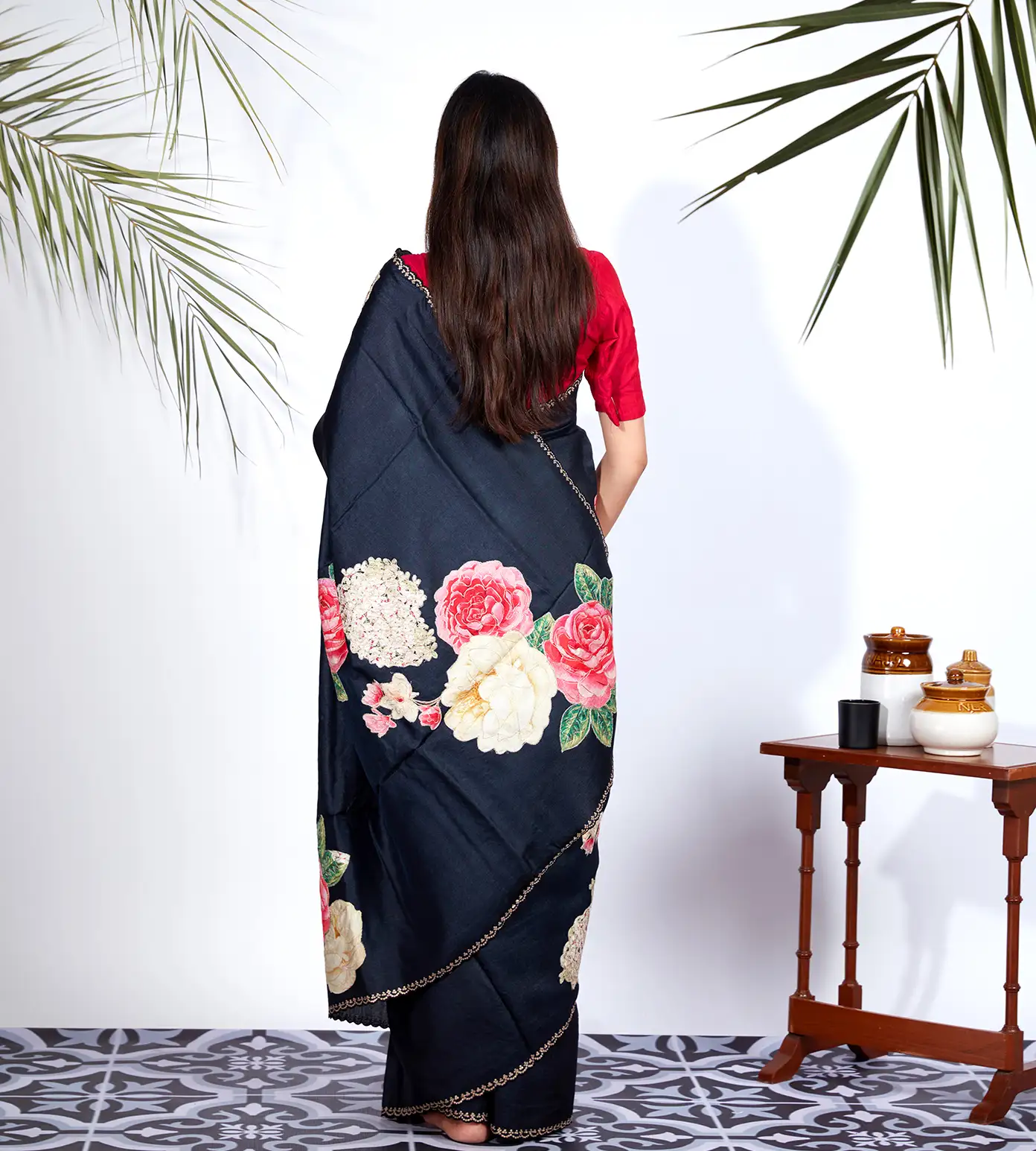 Black Tussar Embroidery Saree4