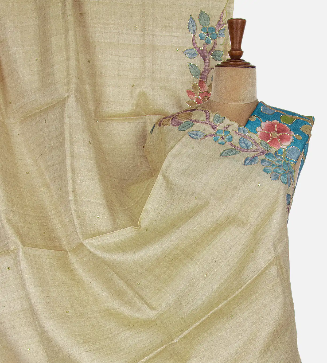 Off-White Tussar Saree1