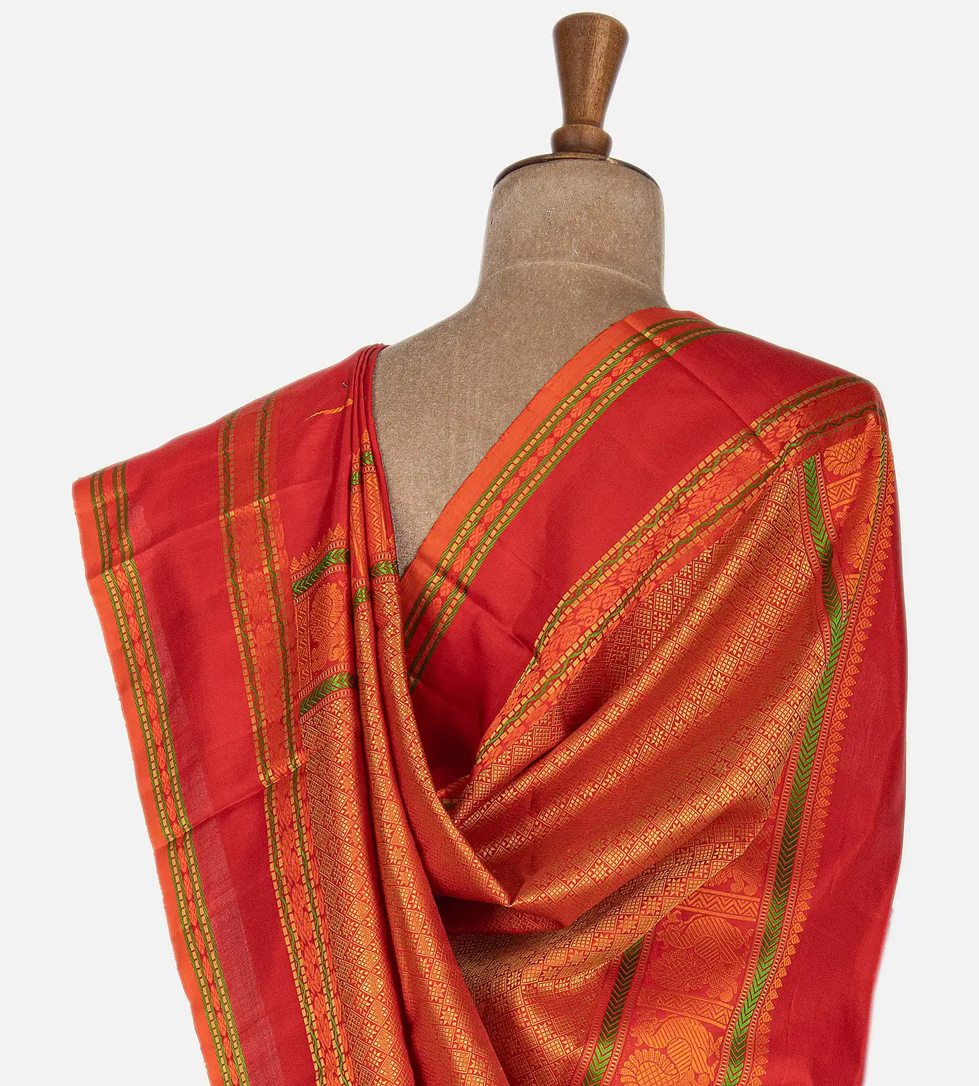 Red Kanchipuram Silk Saree3