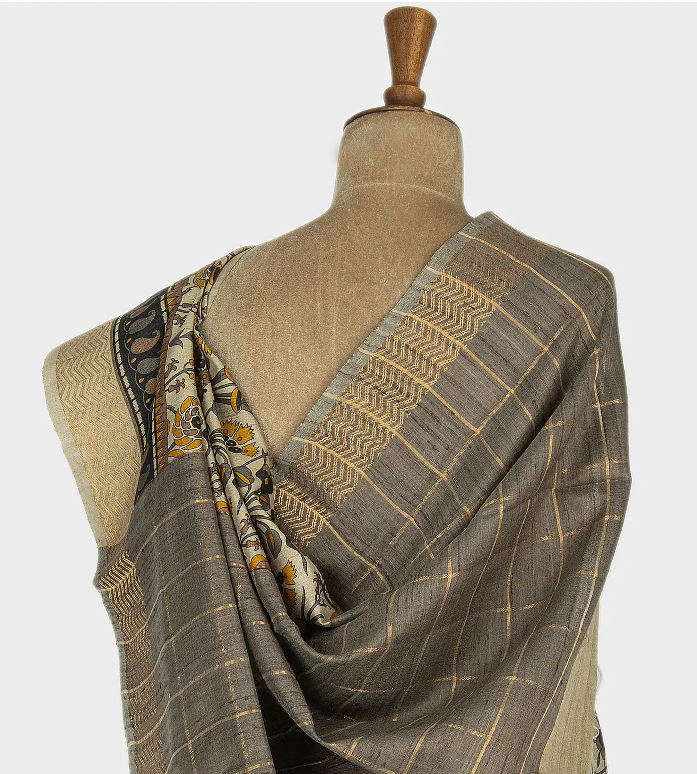 Off-White Tussar Saree3