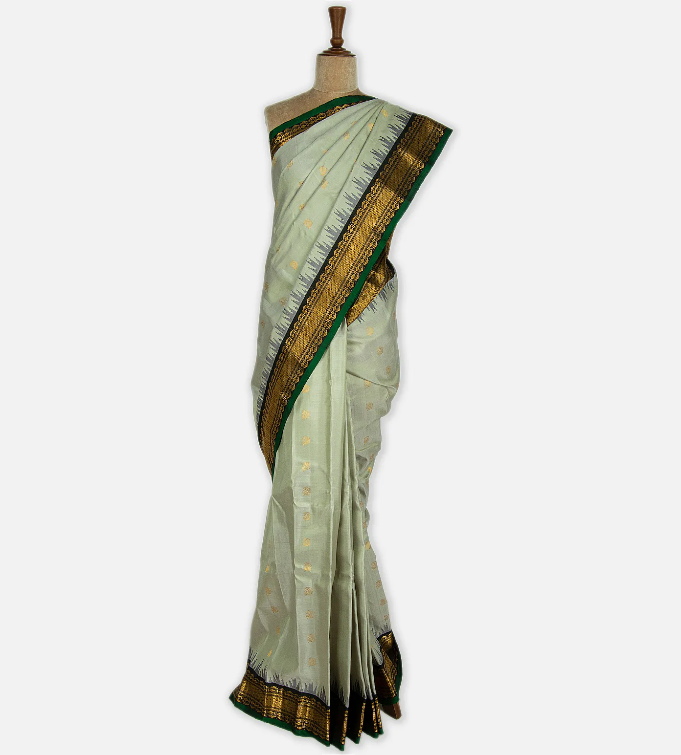 Pastel Green Gadwal Silk Saree2
