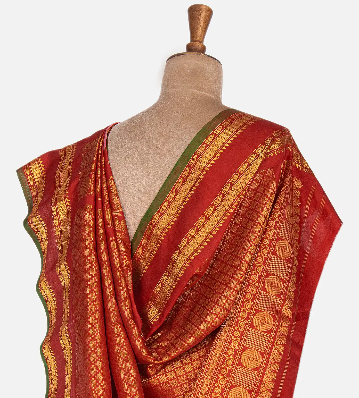 Pink Gadwal Silk Saree3
