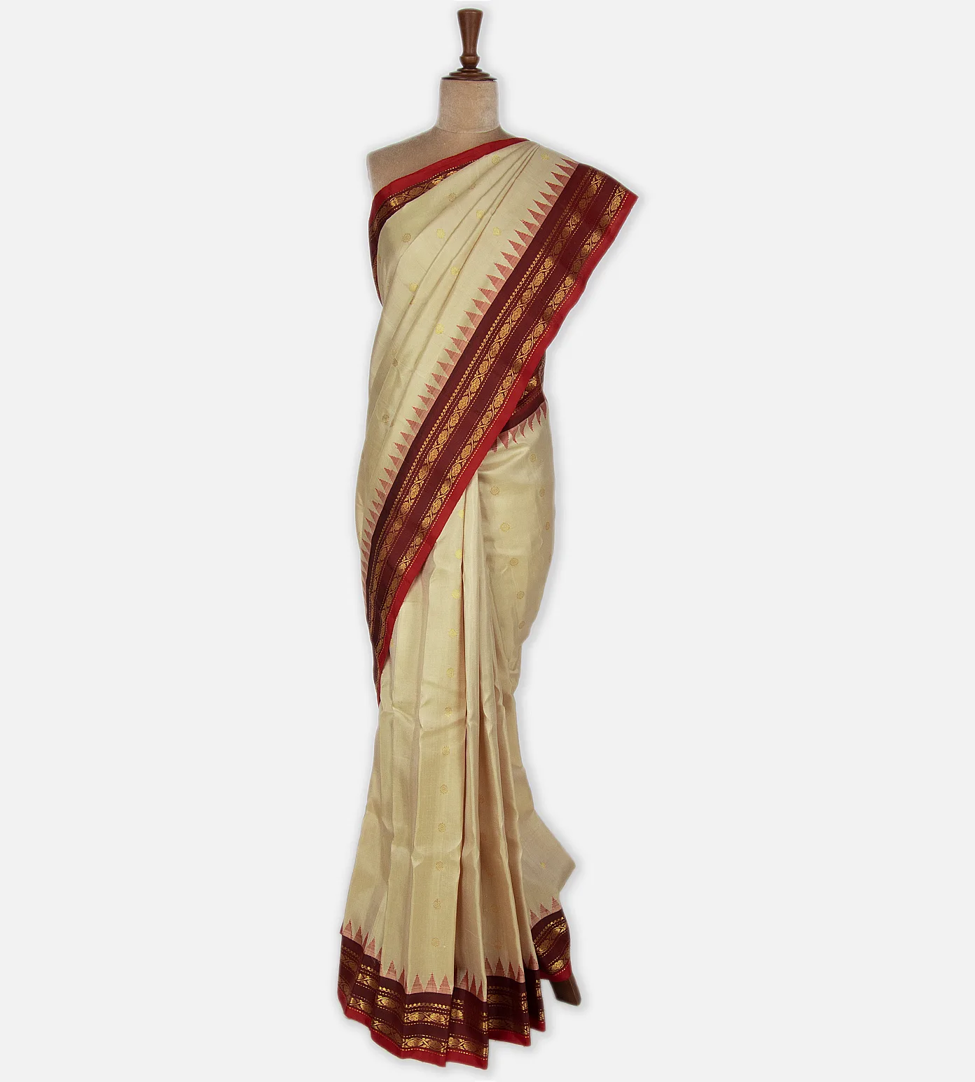 Creme Gadwal Silk Saree2