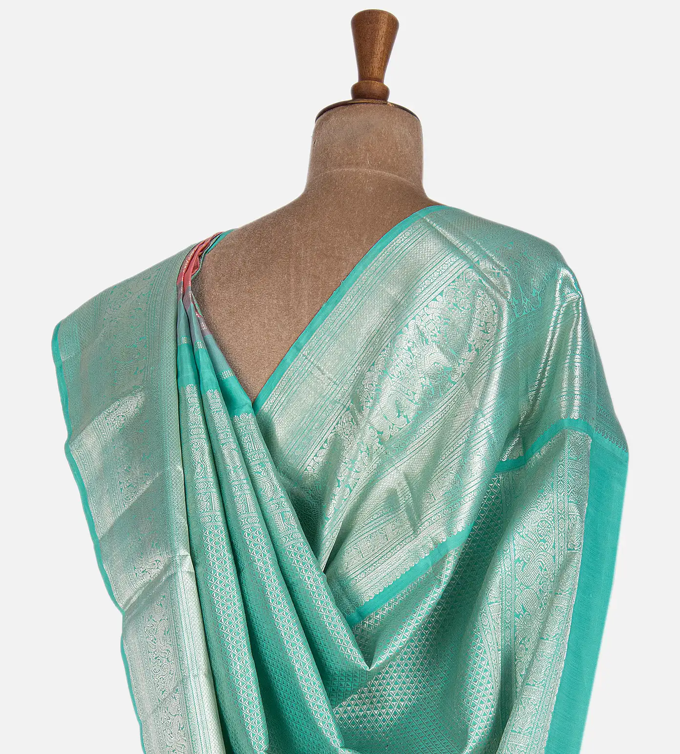 Salmon Pink Kanchipuram Silk Saree3