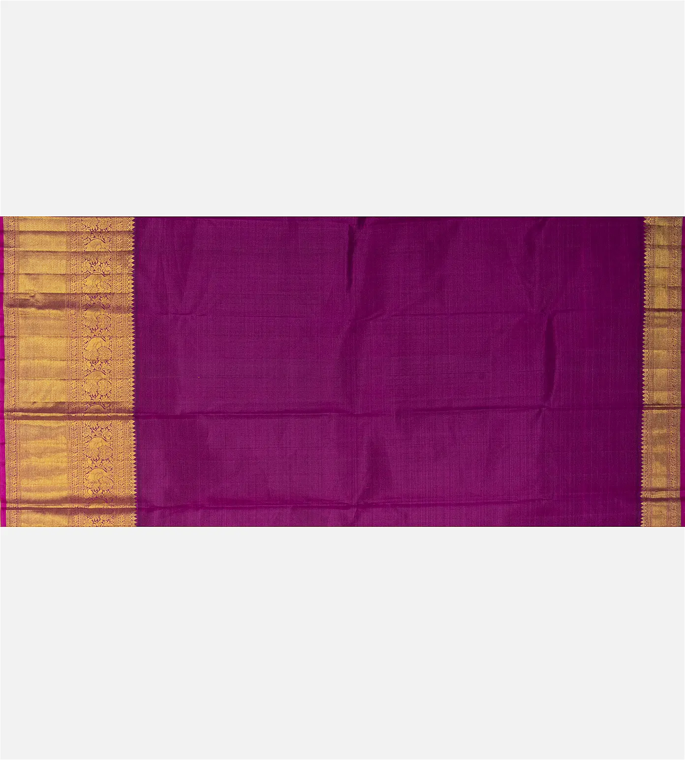 light-green-kanchipuram-silk-saree-b1044680-d