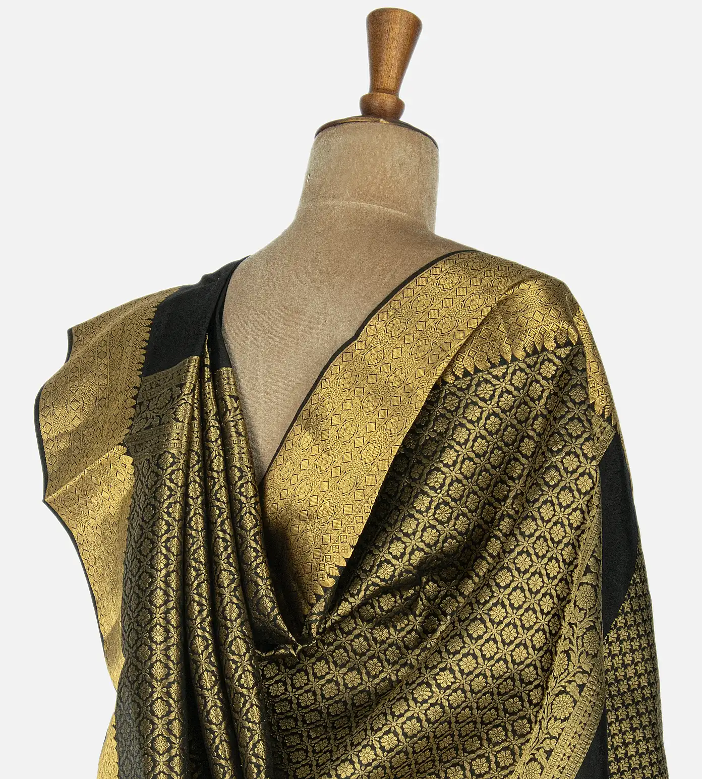 Black Soft Silk Saree3