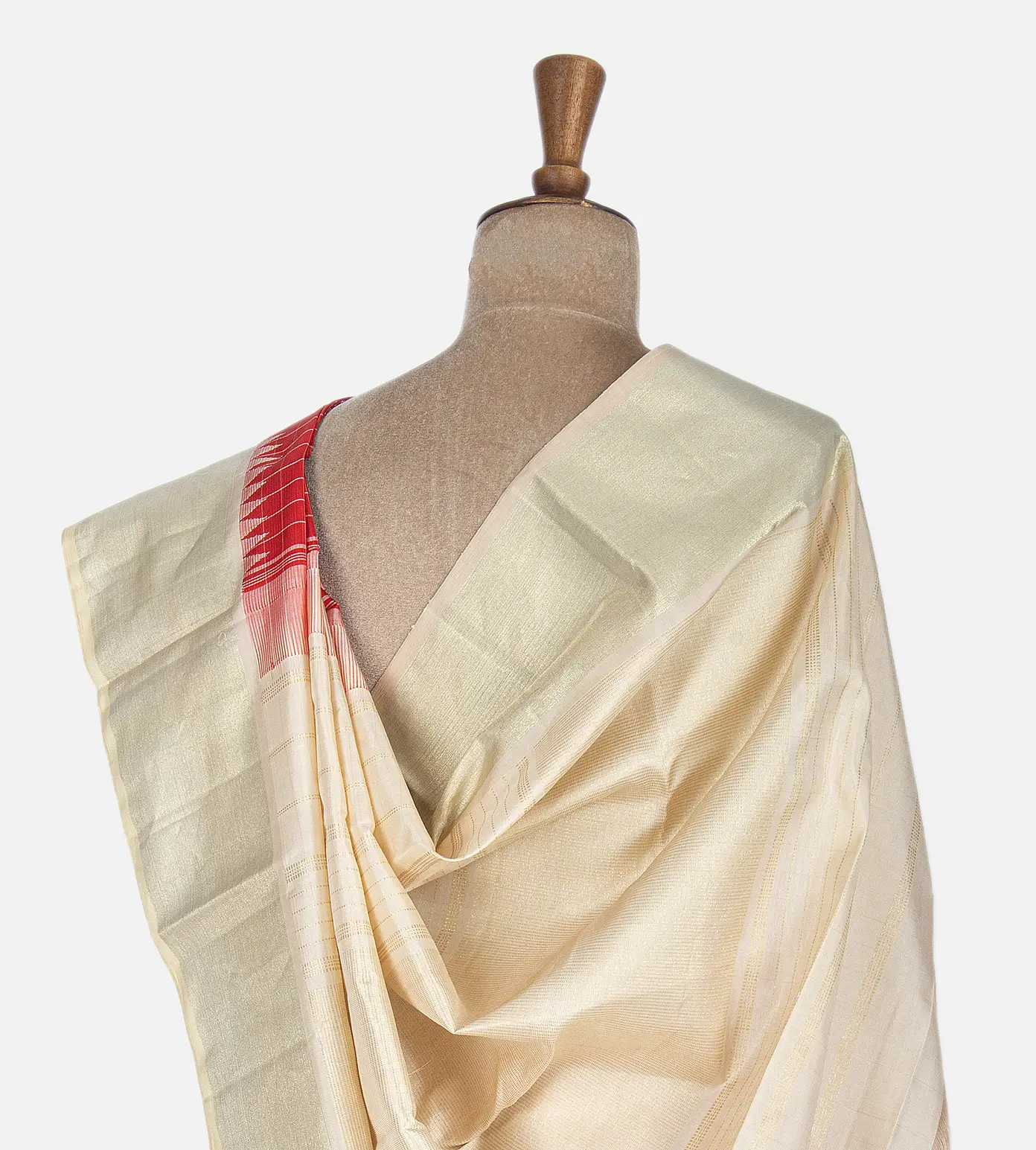 Red Kanchipuram Silk Saree3