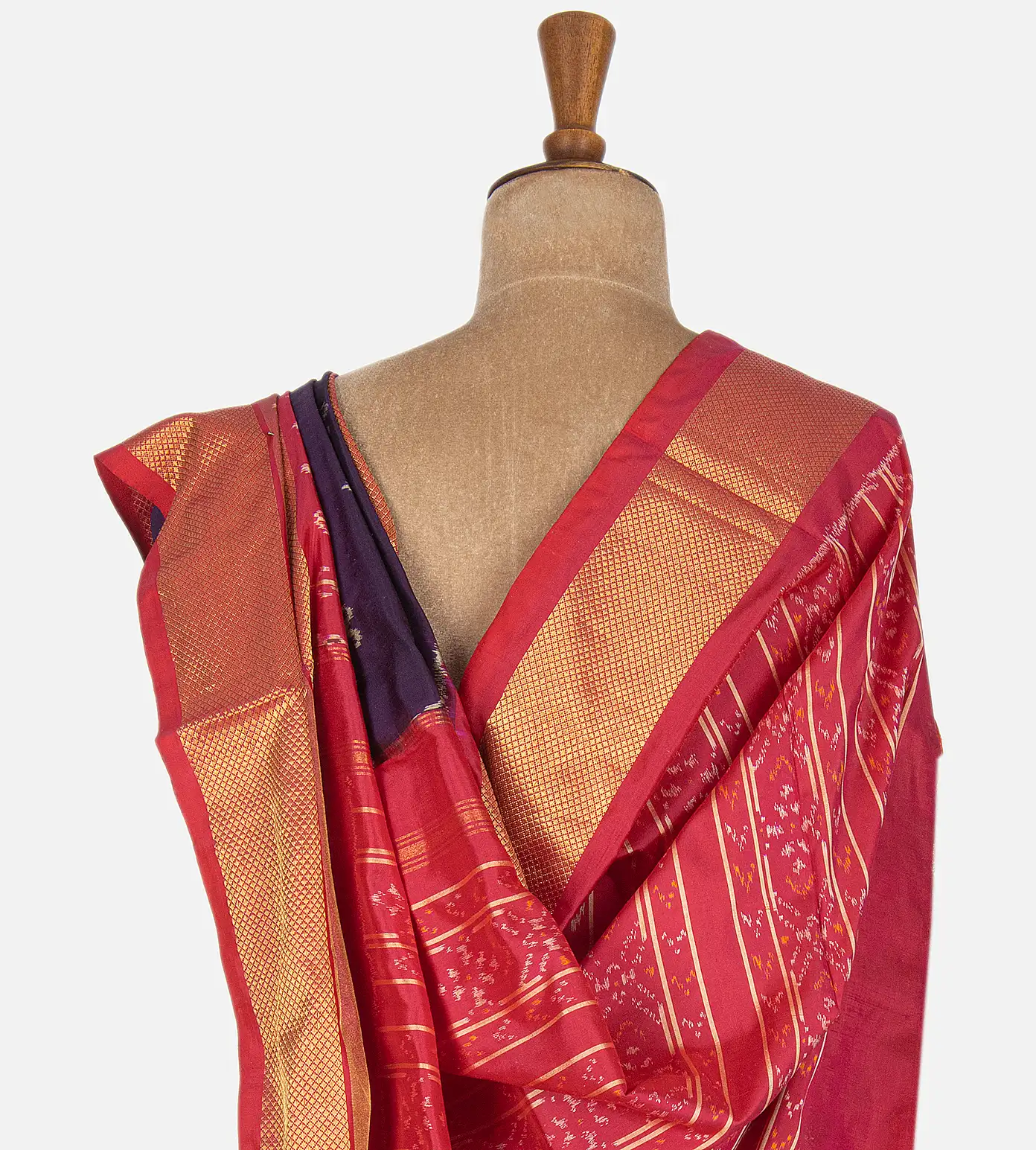 Purple Ikkat Silk Saree3