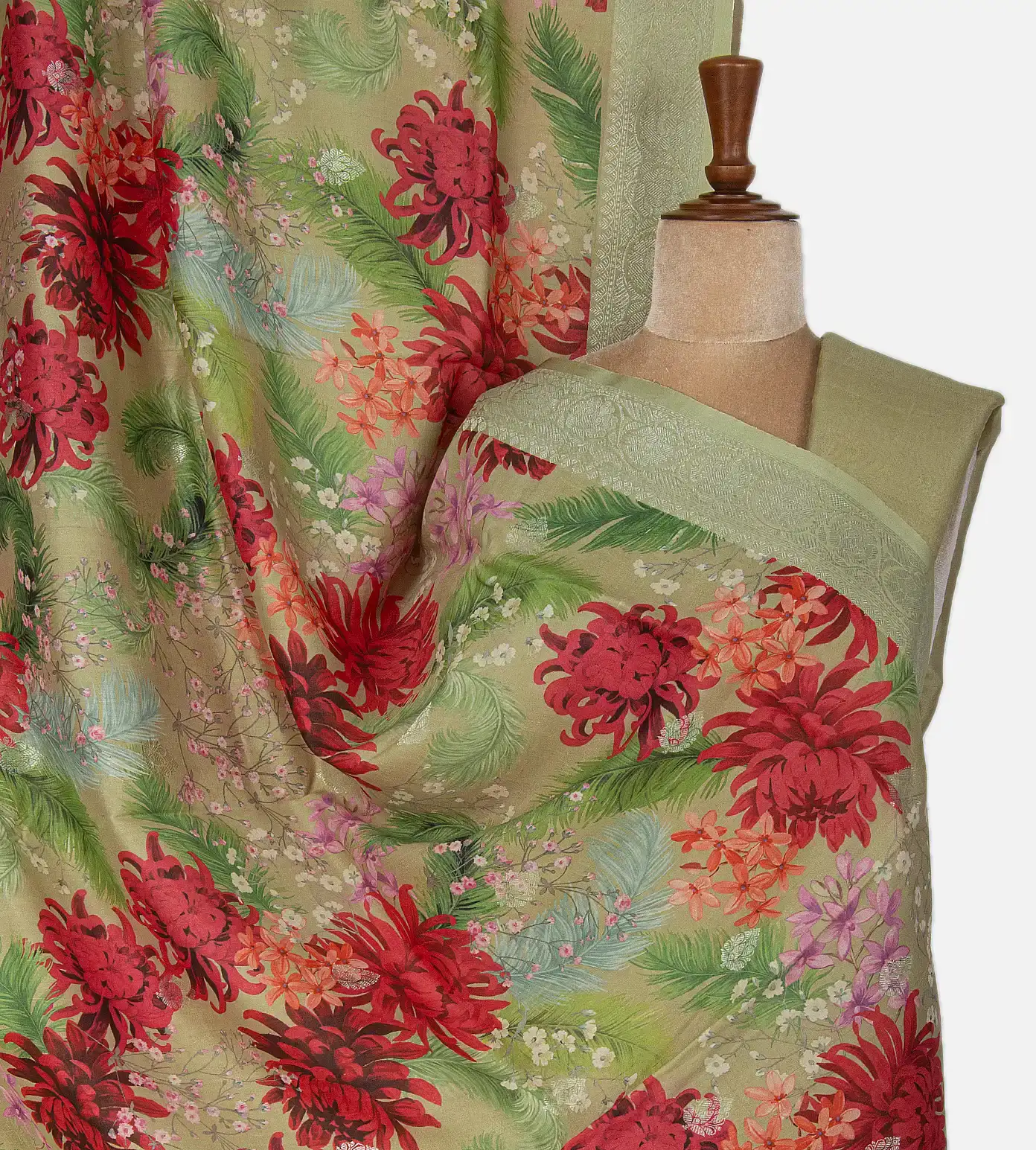 Deep Creme Kattan Silk Saree1