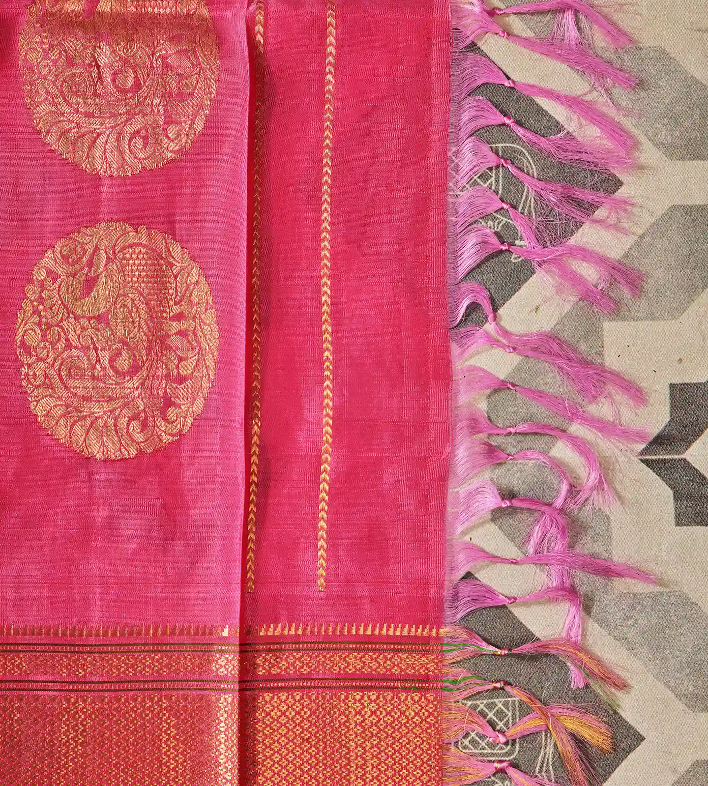 pink-paithani-gadwal-silk-saree-rv33145-c