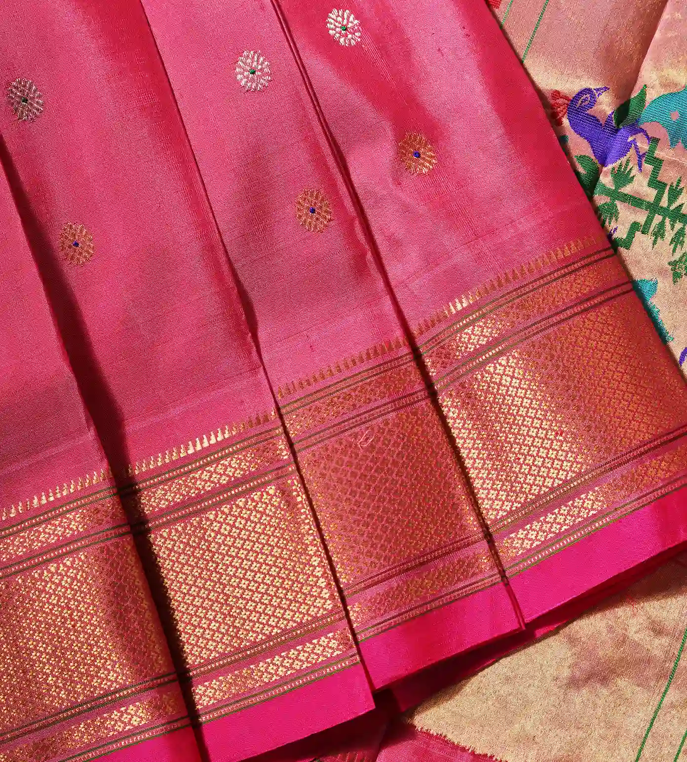 pink-paithani-gadwal-silk-saree-rv33145-d