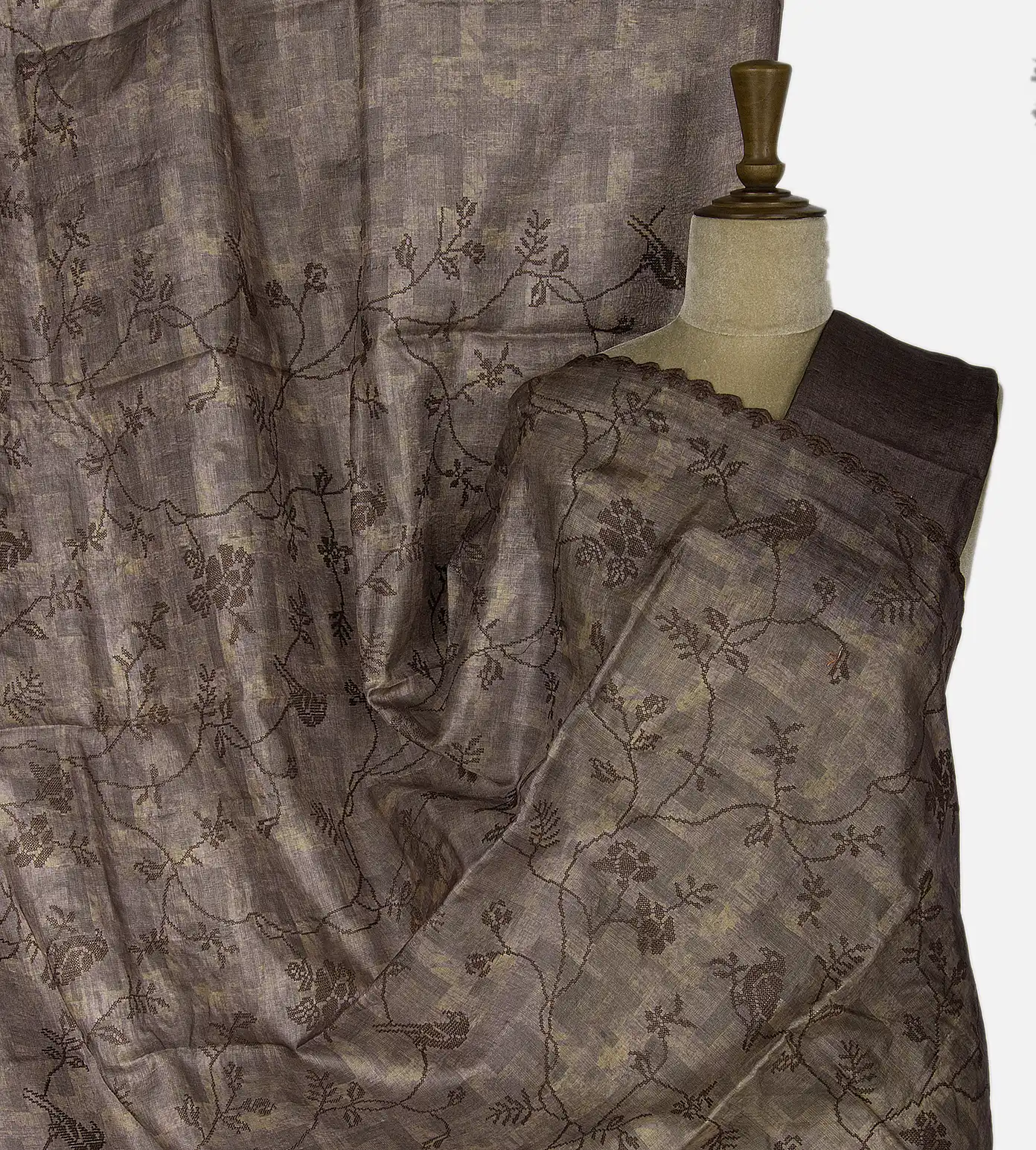 Multicolour Tussar Silk Embroidery Saree1