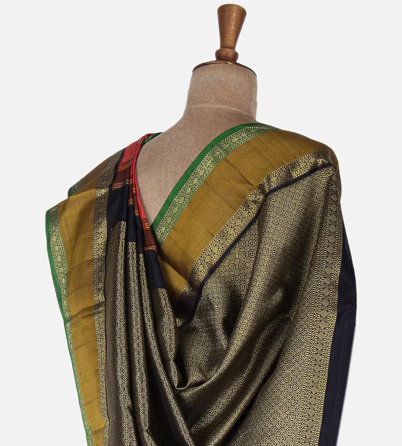 Orangish Pink Kanchipuram Silk Saree3