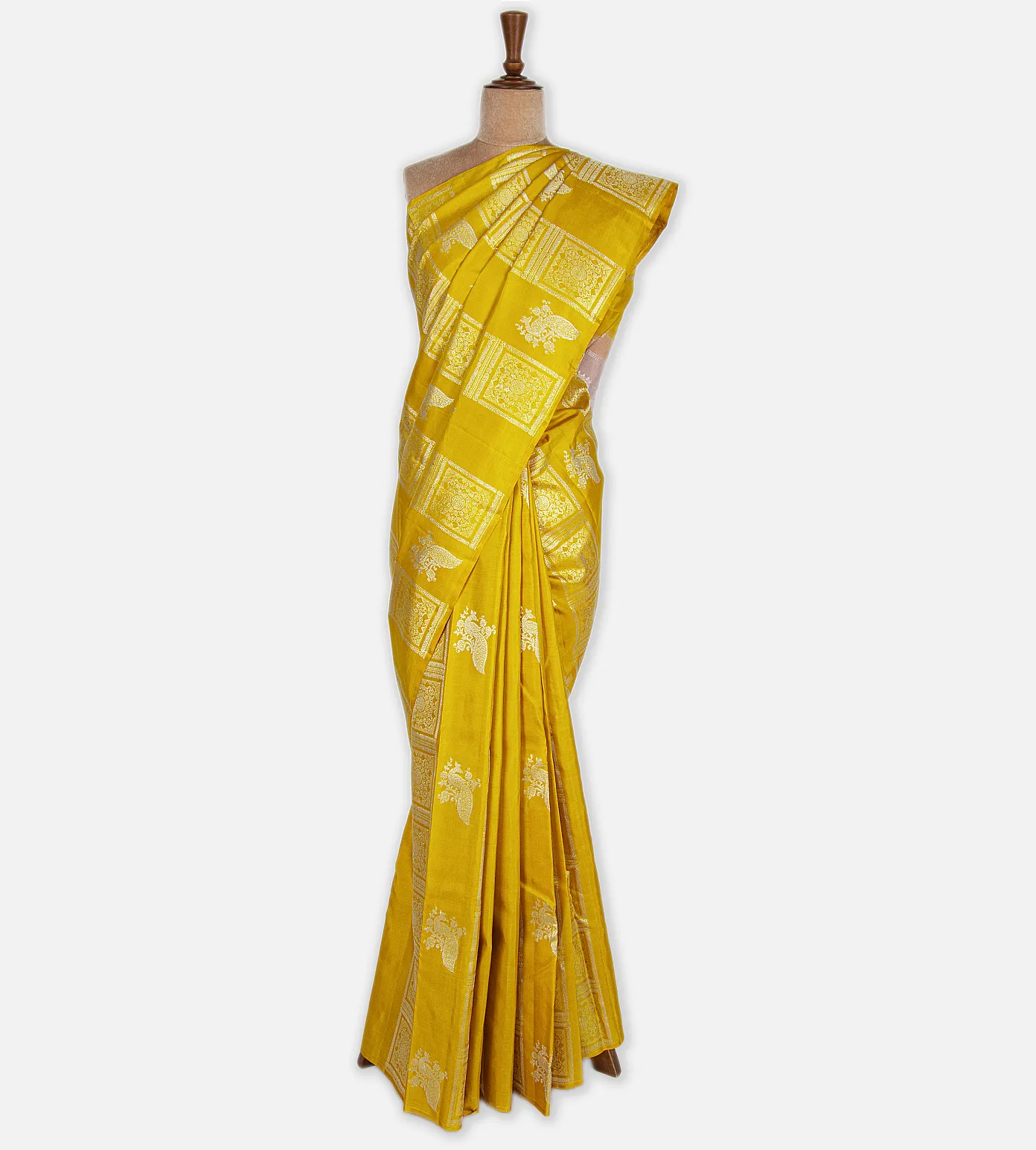 Yellow Kanchipuram Silk Saree2