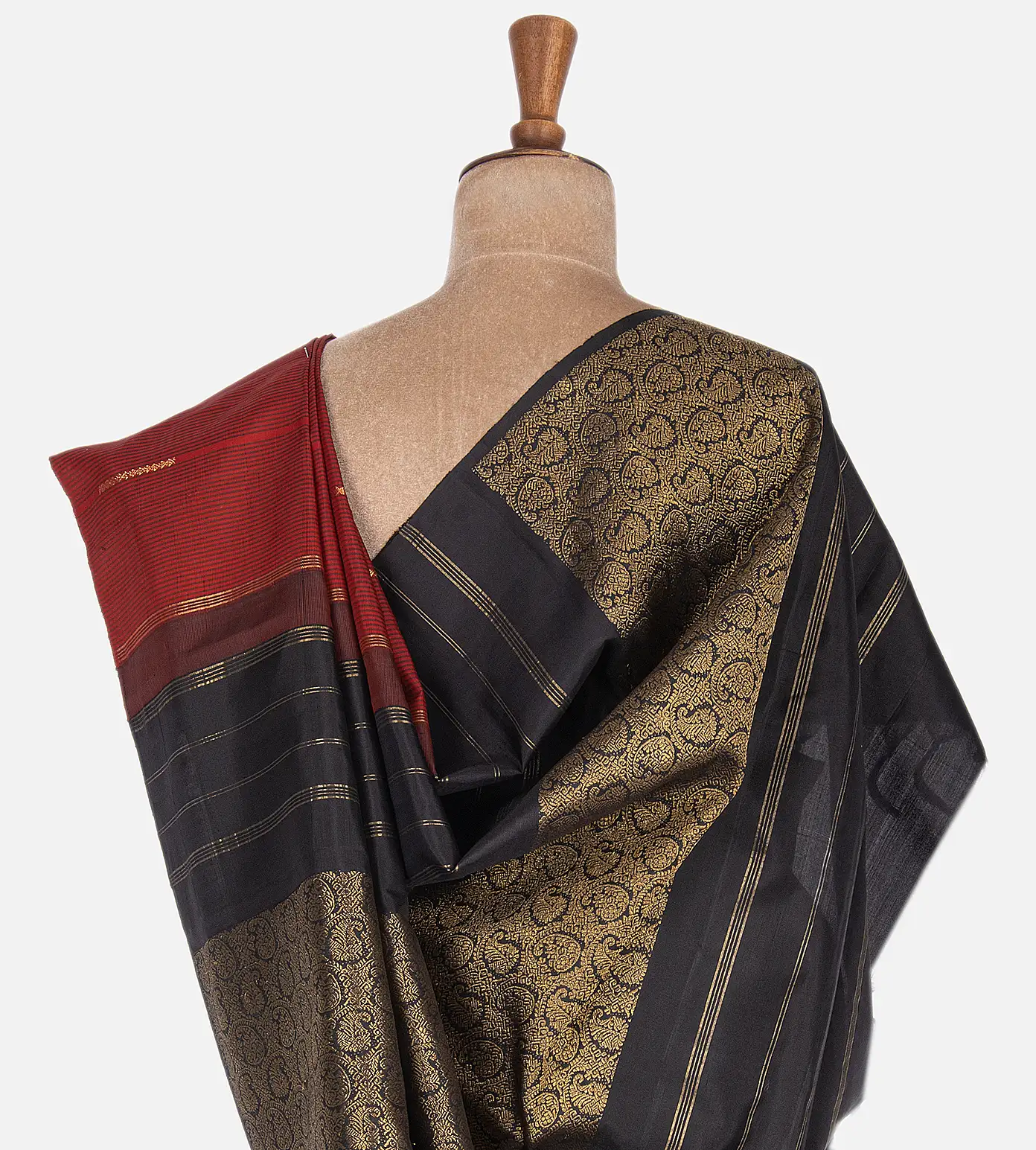 Maroon Kanchipuram Silk Saree3