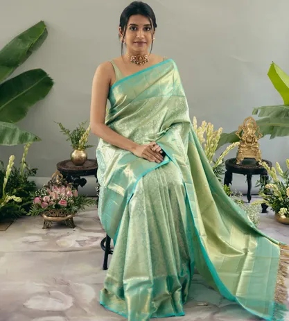 Green Kanchipuram Silk Tissue Saree5