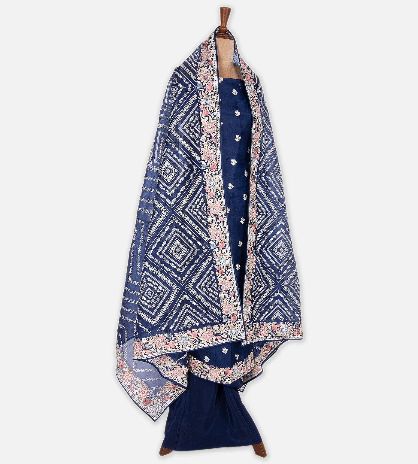 Blue Organza Embroidery Salwar3