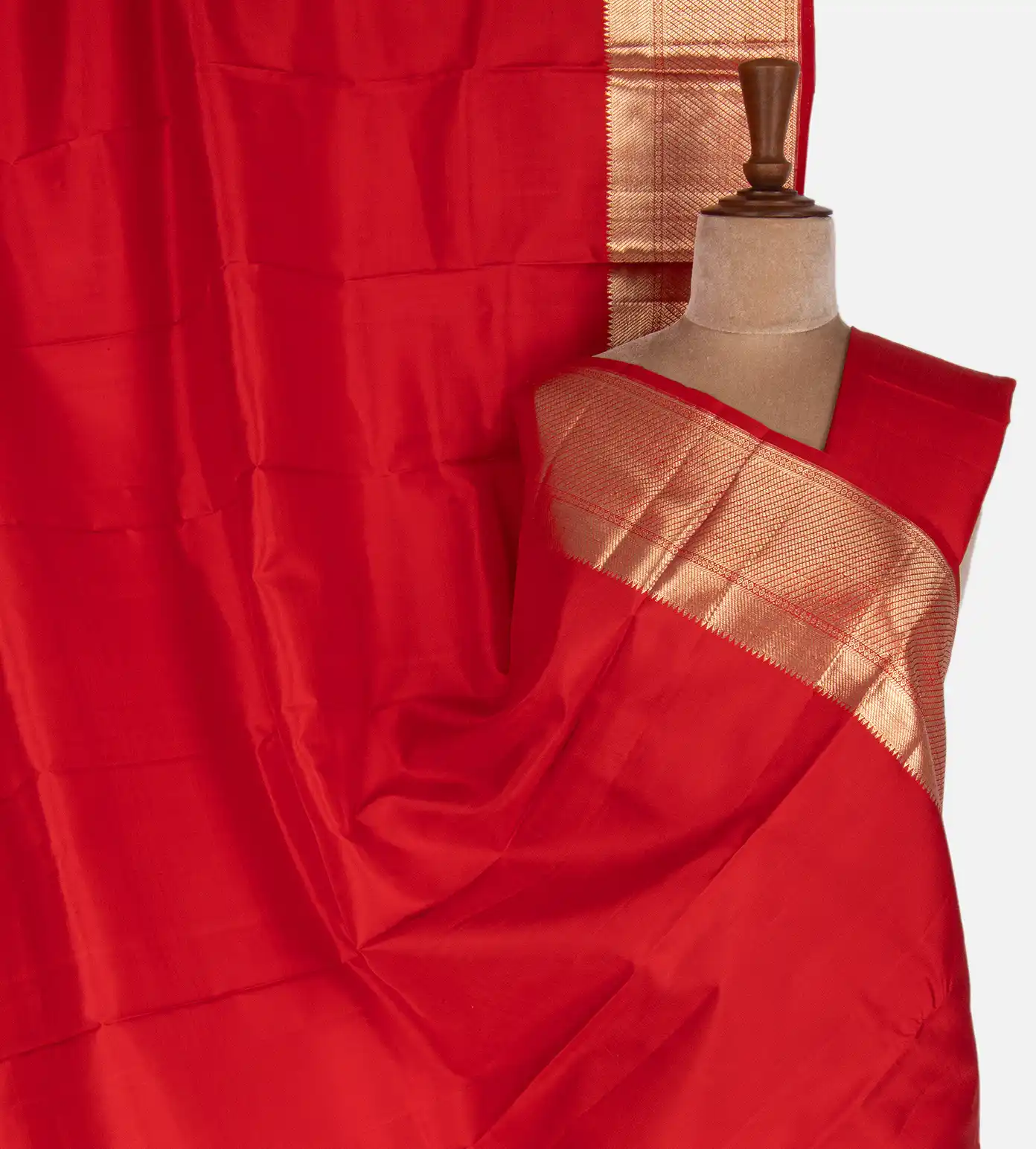 Red Kanchipuram Silk Saree1