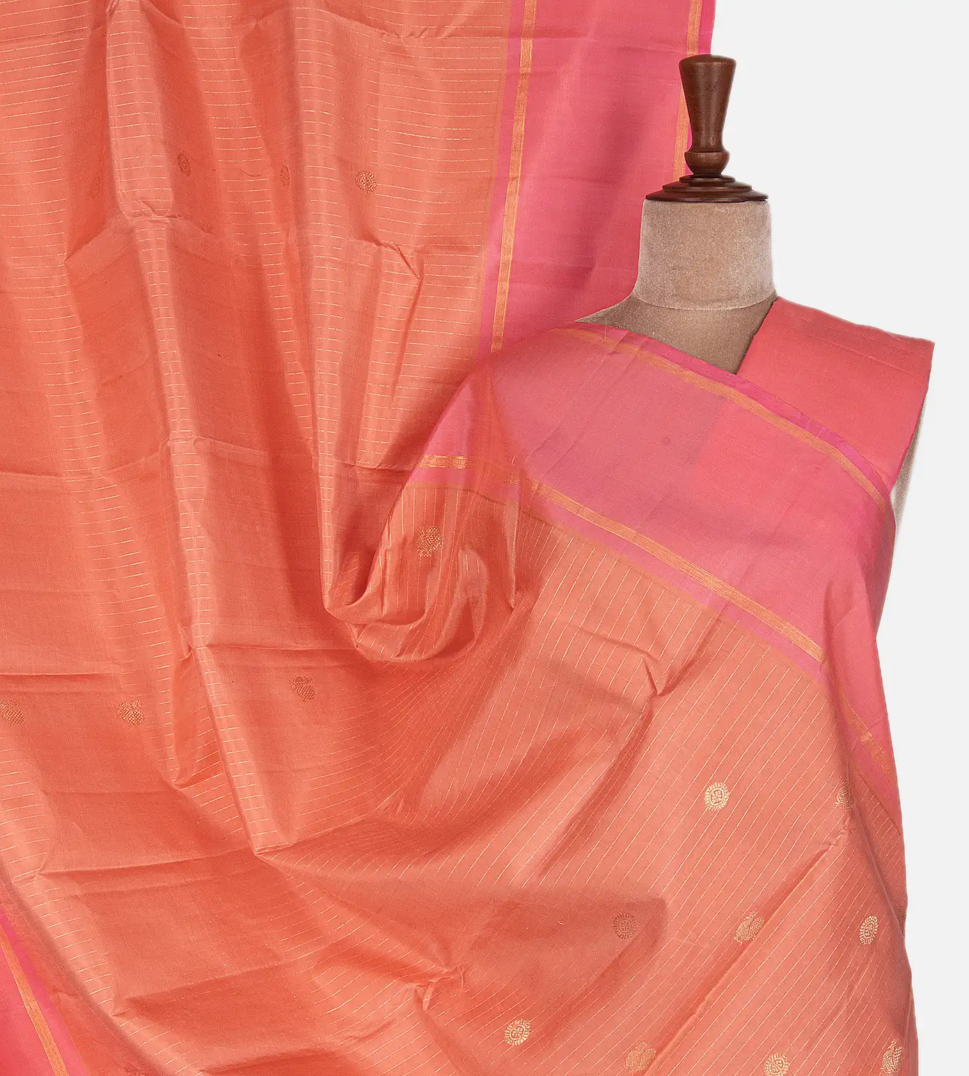 peach-kanchipuram-silk-saree-b1147943-a