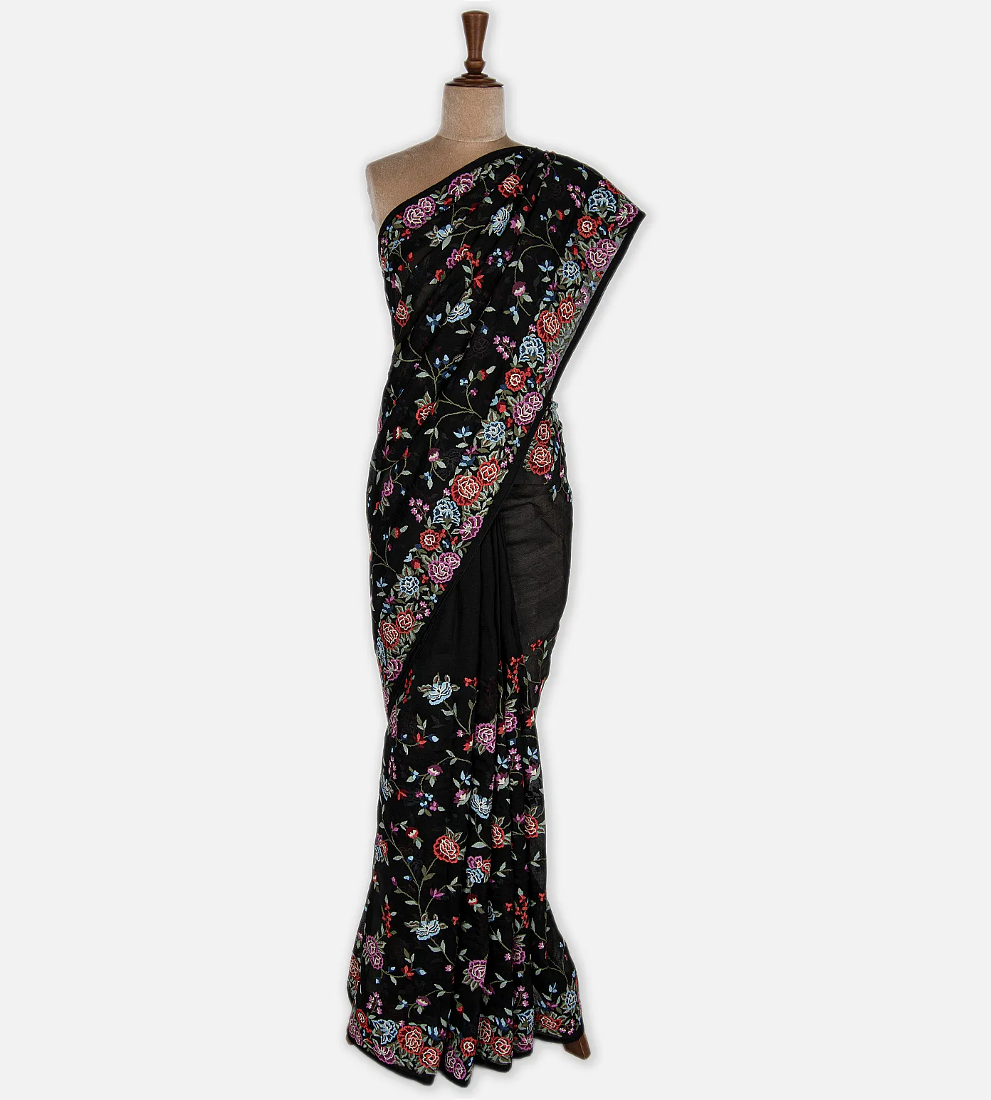 Black Organza Embroidery Saree2