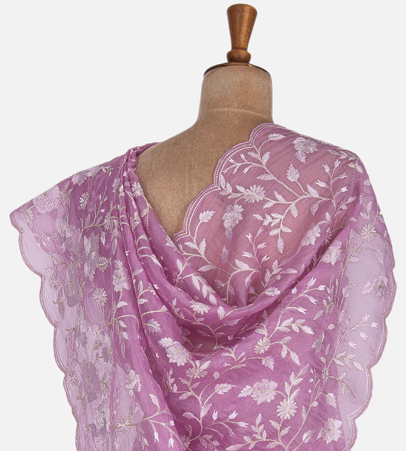 Pink Organza Embroidery Saree3