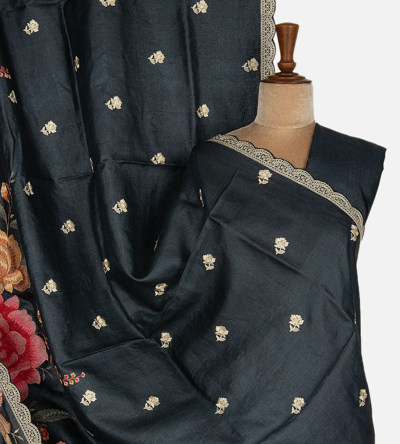 dark-grey-tussar-saree-c0152644-a