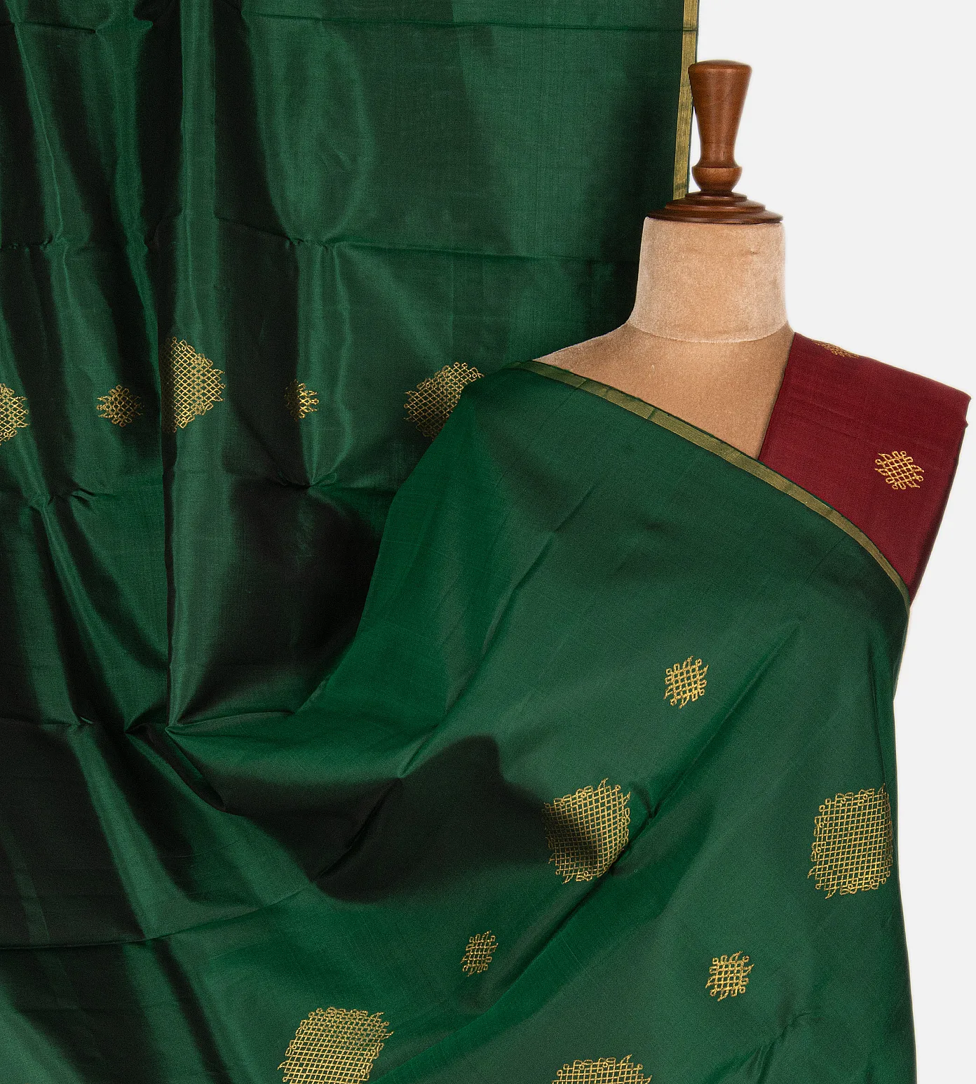 green-kanchipuram-silk-saree-c0151466-a