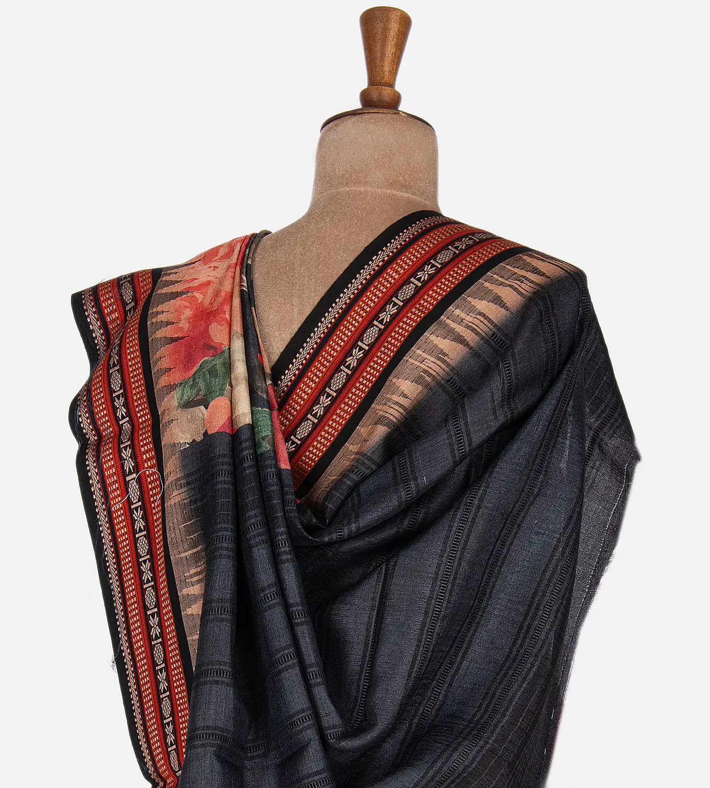 Dark Grey Vidarbha Tussar Saree3
