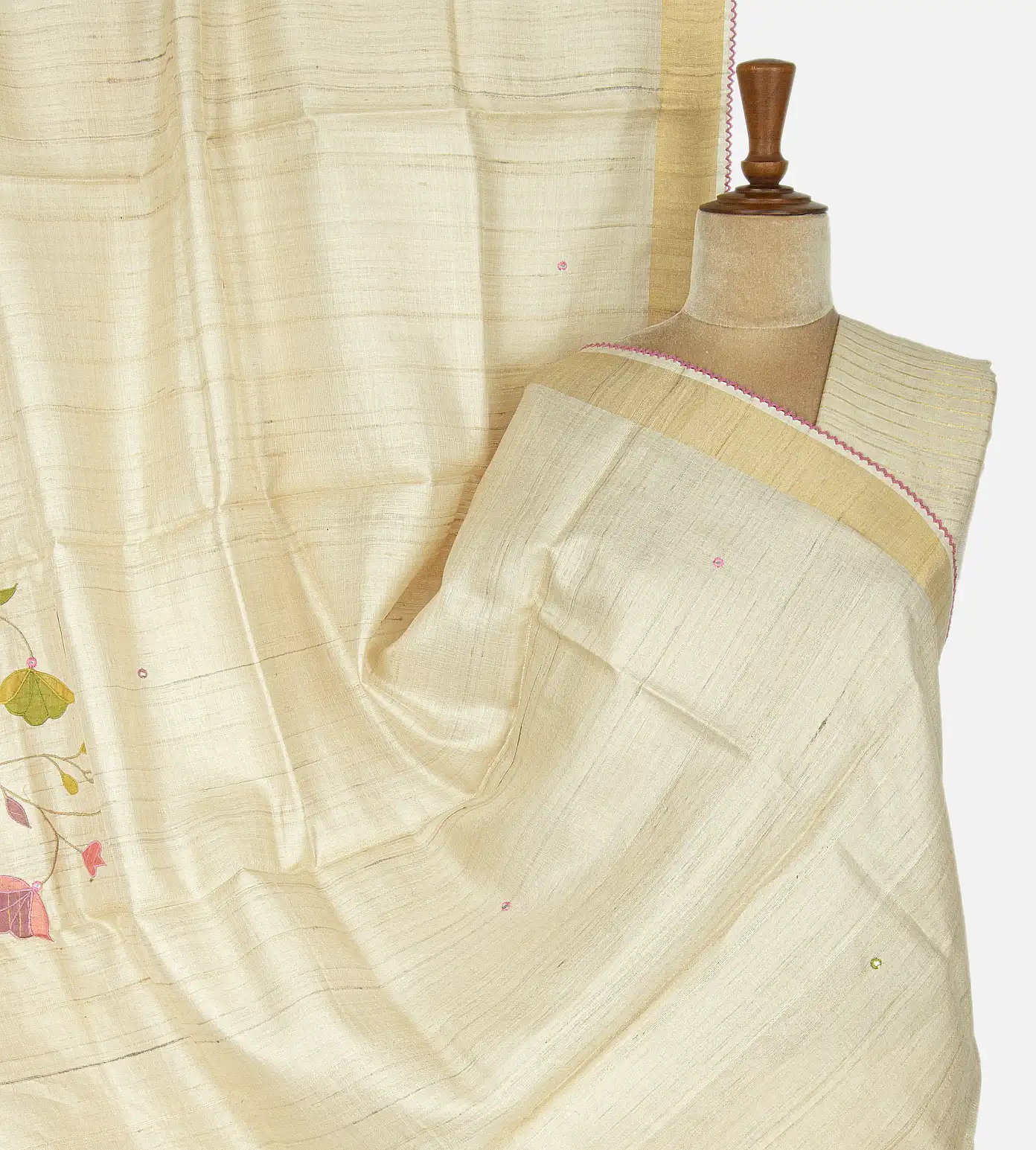 off-white-tussar-saree-c0253978-a