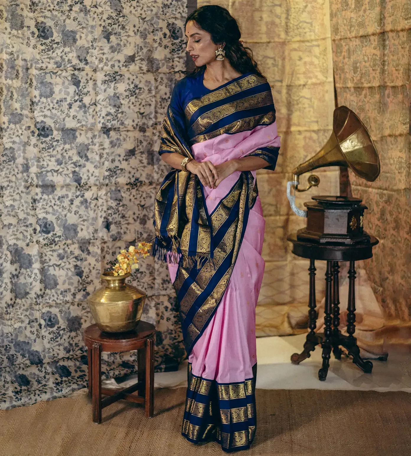 rose-pink-kanchipuram-silk-saree-b1147219-b