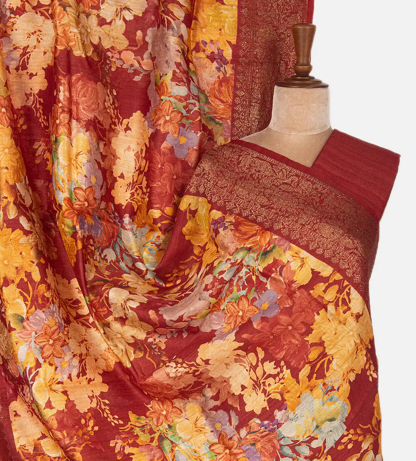 red-banarasi-tussar-saree-c0254178-a