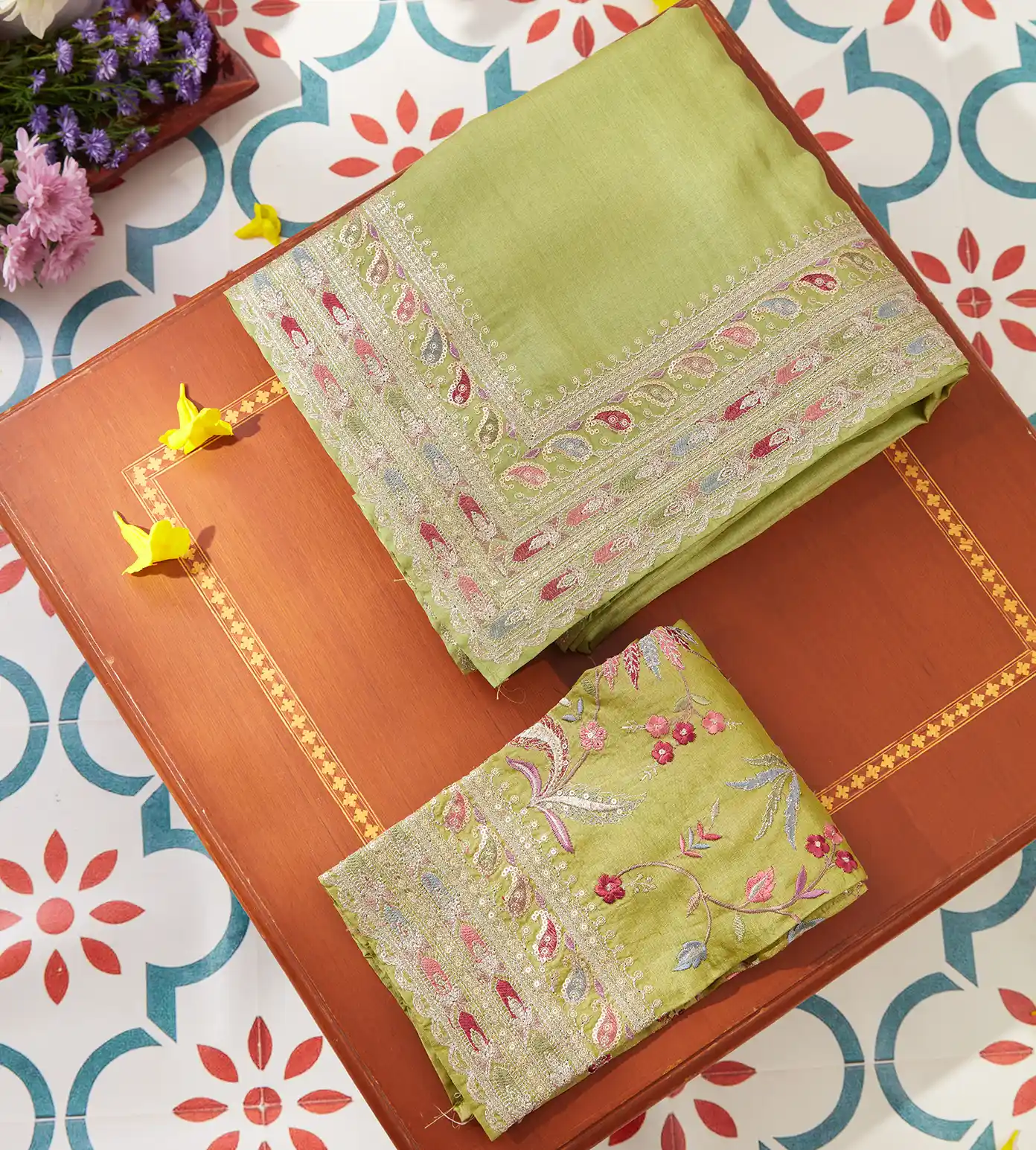 light-green-tussar-saree-c0254391-a