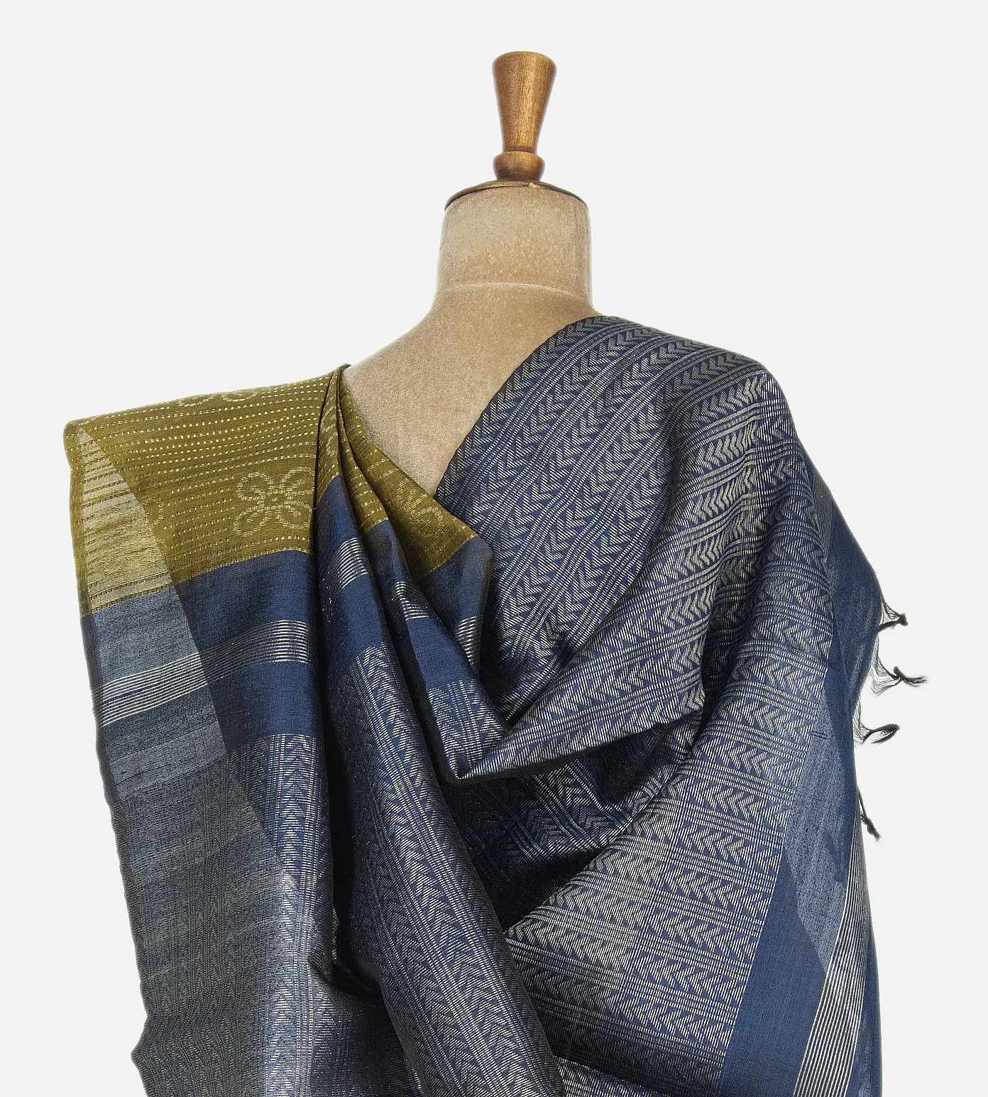 olive-raw-silk-saree-c0254867-c