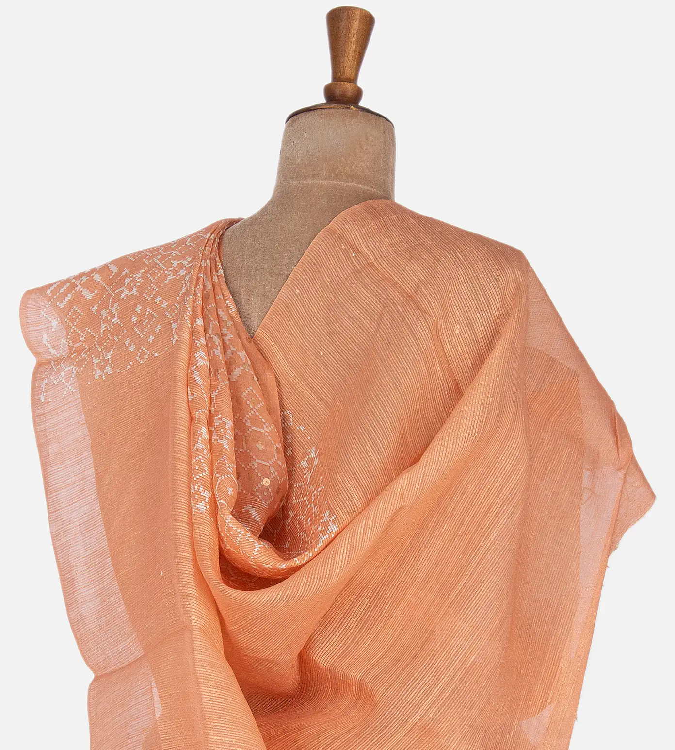 peach-matka-bailou-saree-c0254454-c