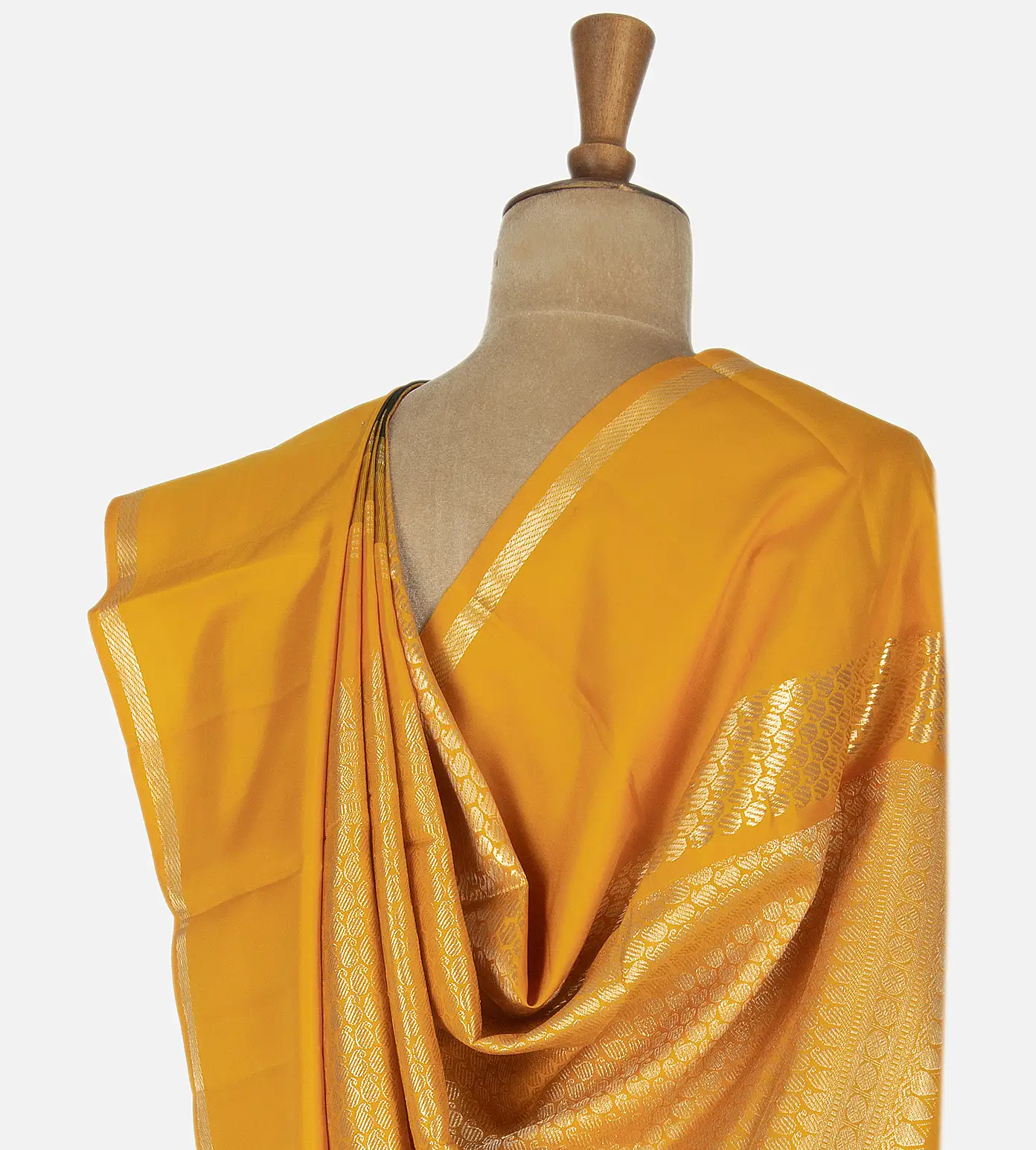 black-kanchipuram-silk-saree-c0151426-c