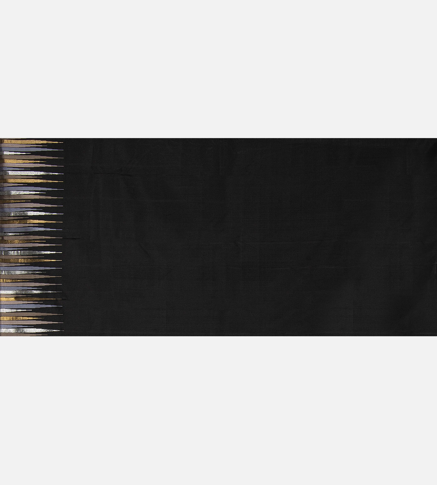 black-kanchipuram-silk-saree-b1147916-e