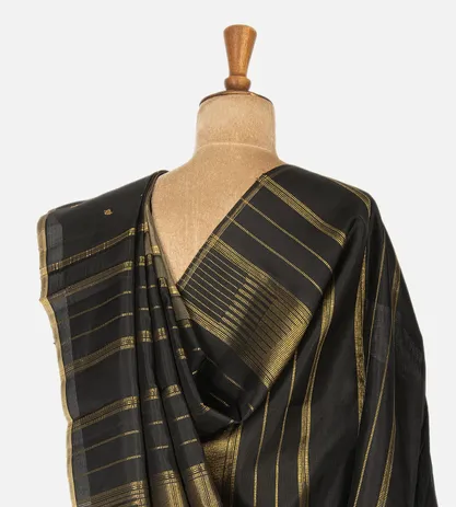 black-and-olive-kanchipuram-silk-saree-c0253349-c