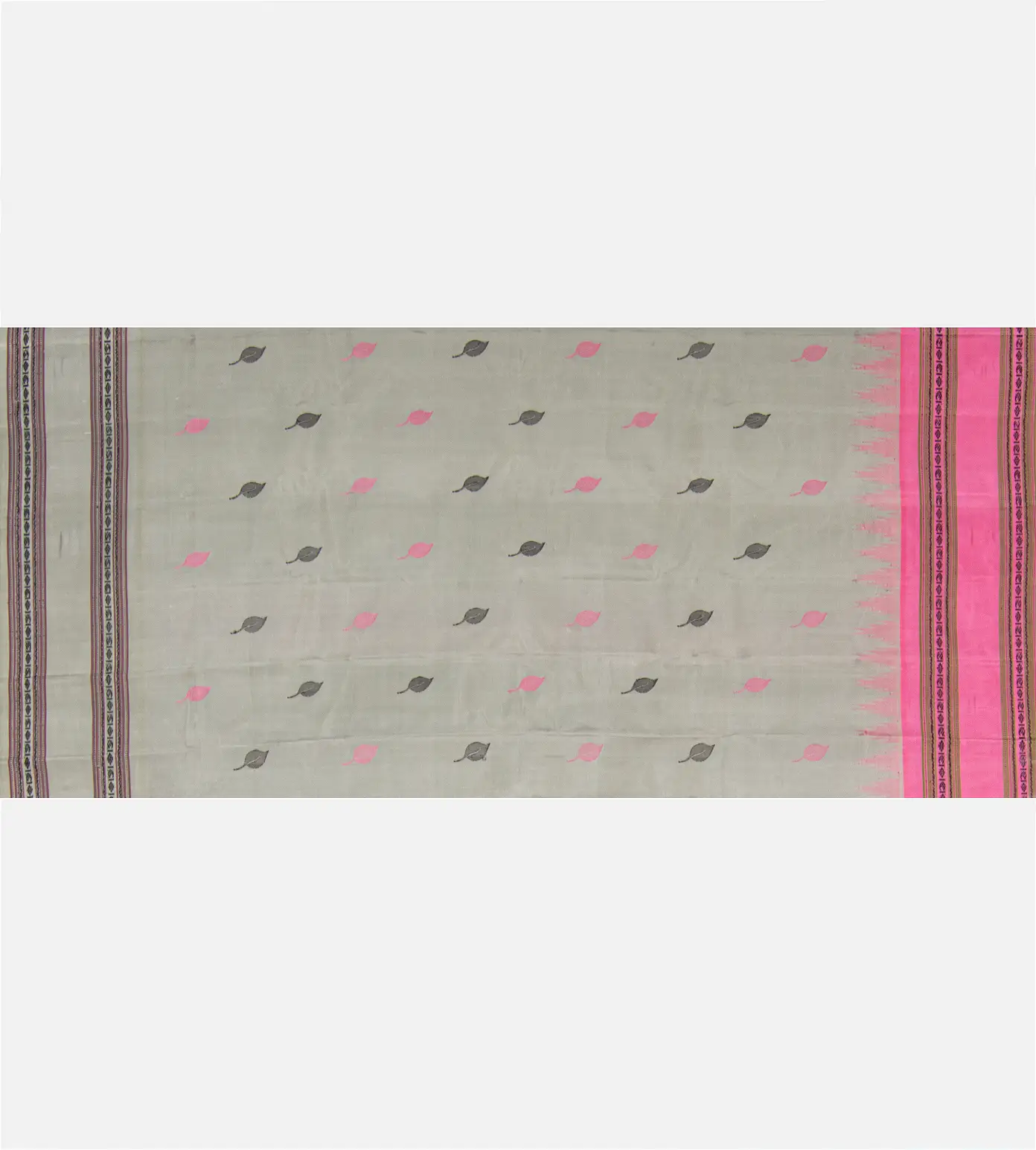 black-gadwal-silk-saree-c0253610-d