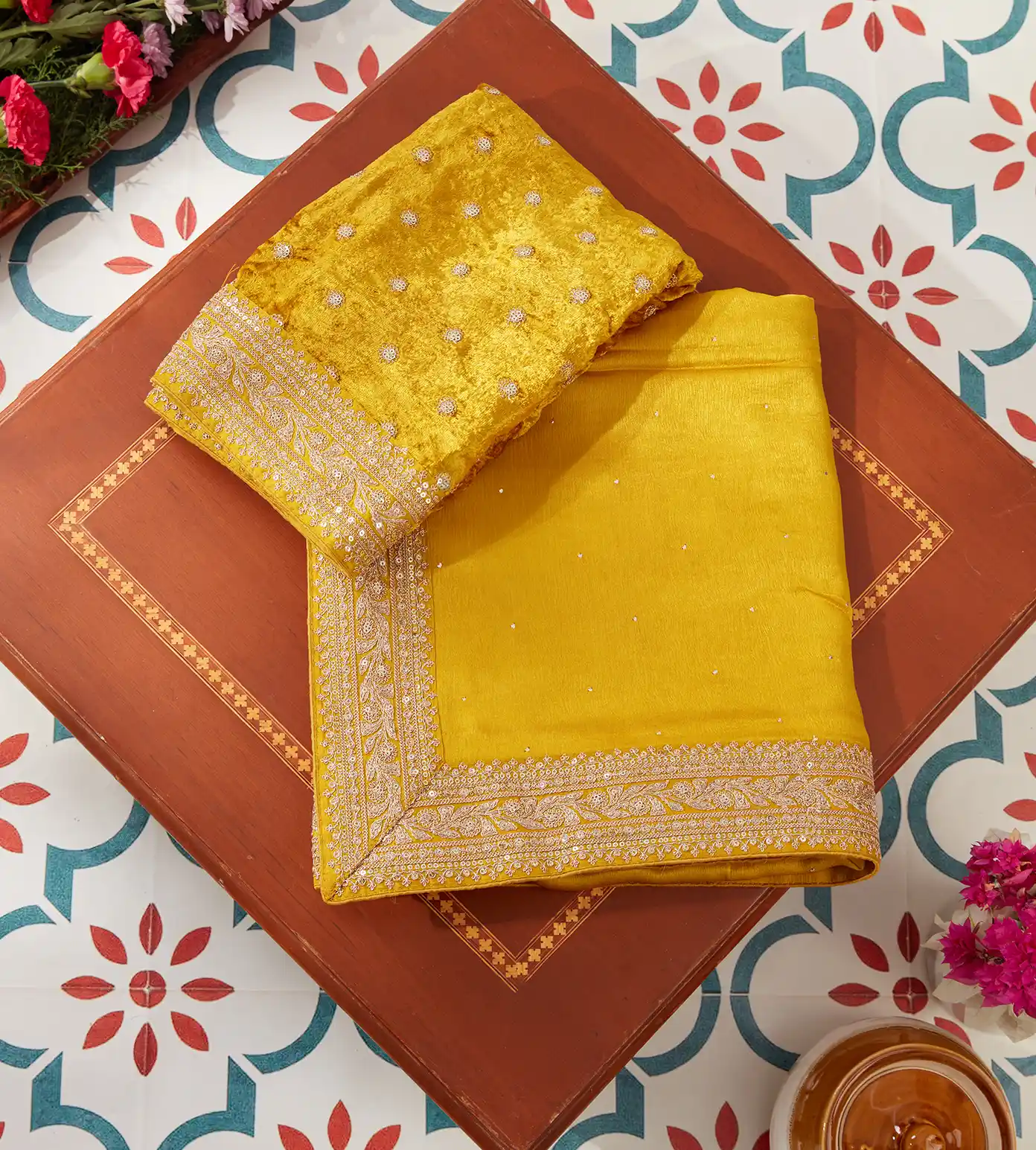 yellow-satin-crepe-saree-c0152368-a