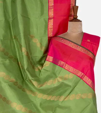 green-kanchipuram-silk-saree-b1147637-a