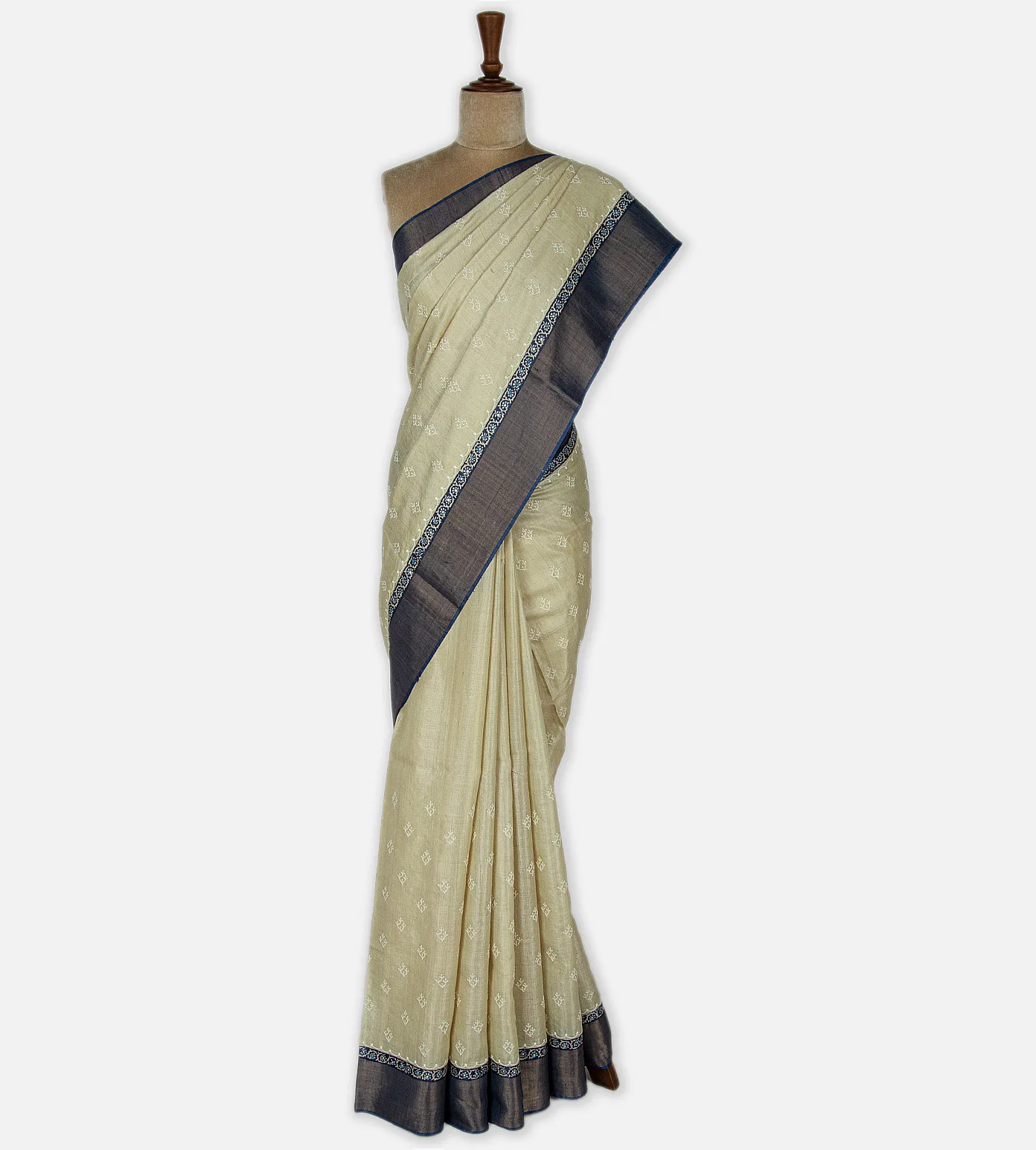 off-white-tussar-saree-c0253576-b