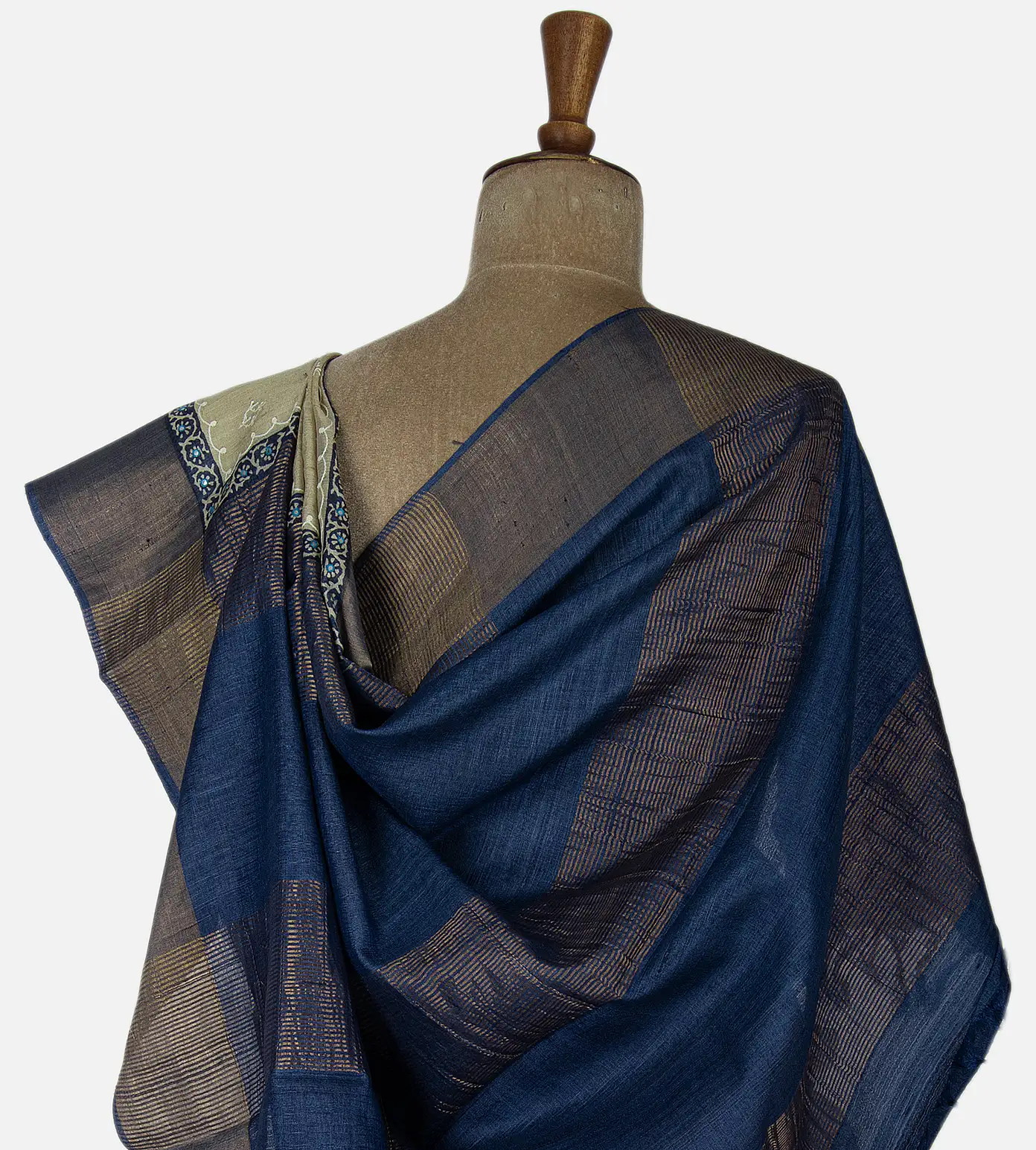 off-white-tussar-saree-c0253576-c