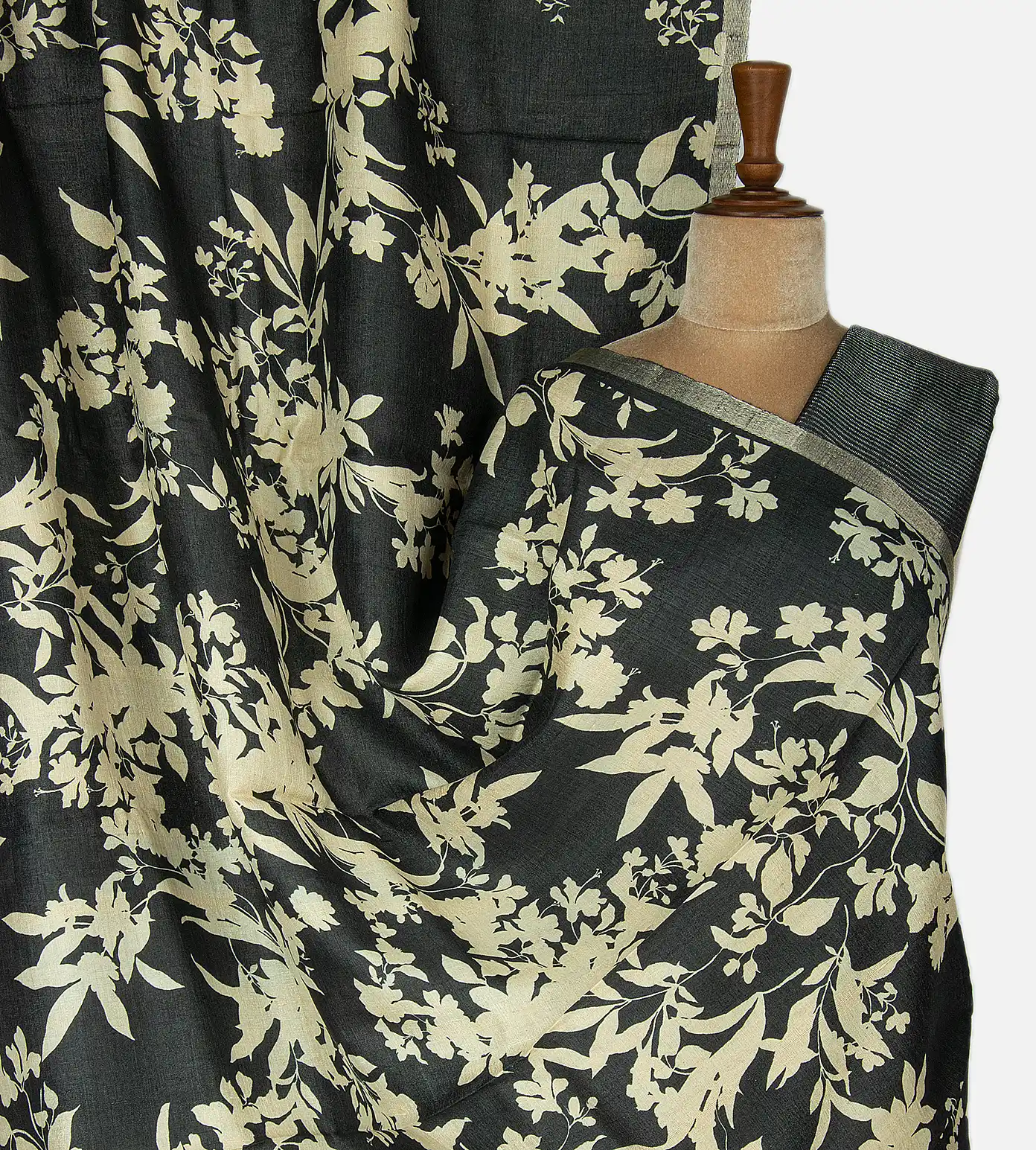 dark-grey-tussar-saree-c0255171-a