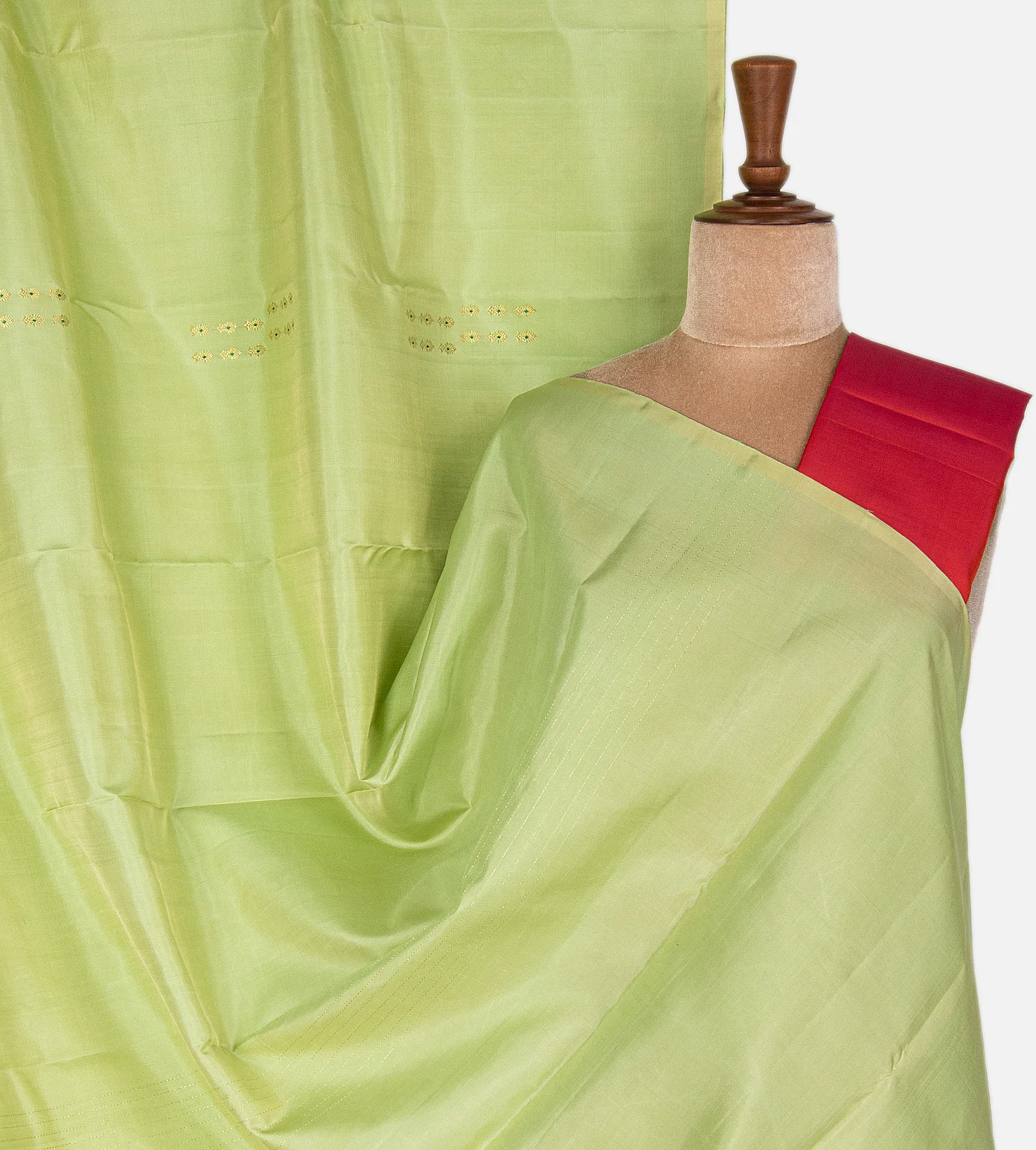 light-green-kanchipuram-silk-saree-b1250093-a