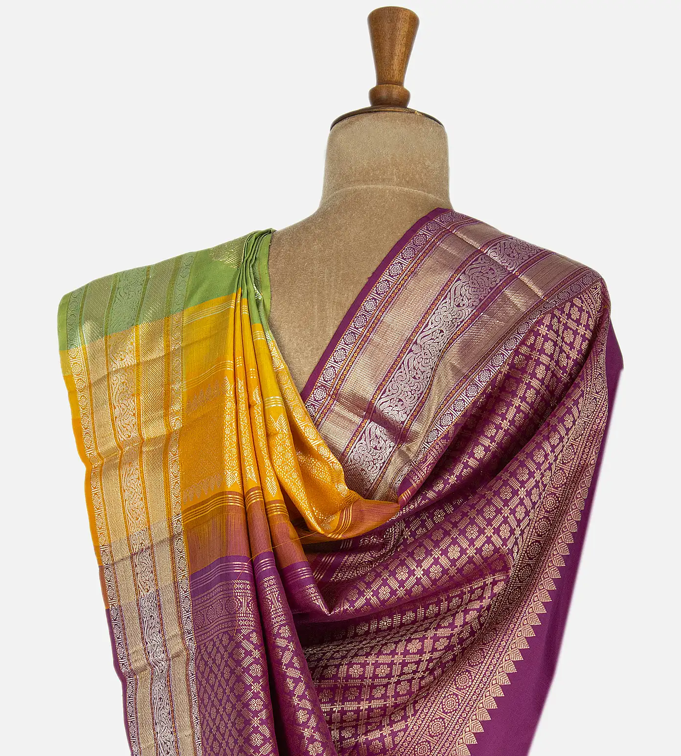 light-green-kanchipuram-silk-saree-c0151733-c