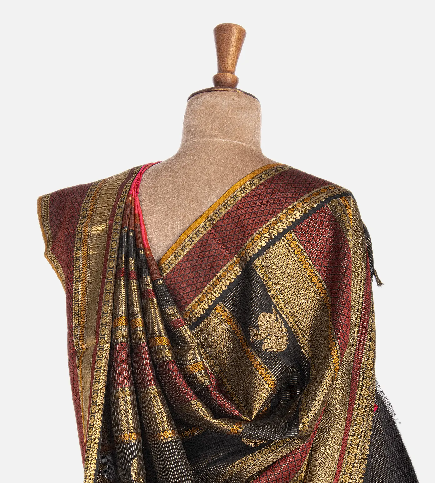 pinkish-orange-kanchipuram-silk-saree-b1249582-c