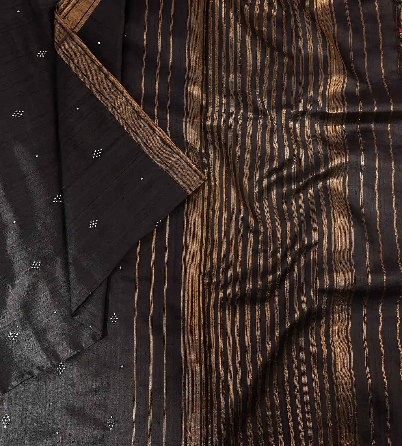 black-raw-silk-saree-c0253712-b