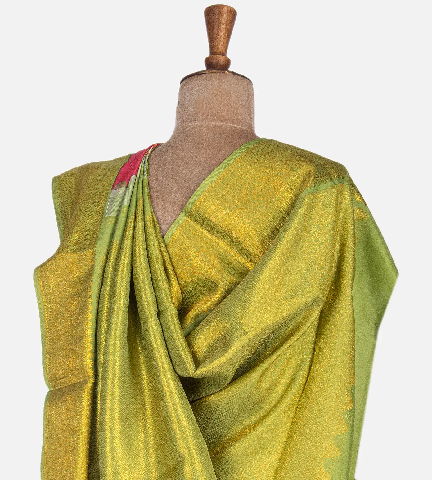 tomato-red-kanchipuram-silk-saree-rv26173-c