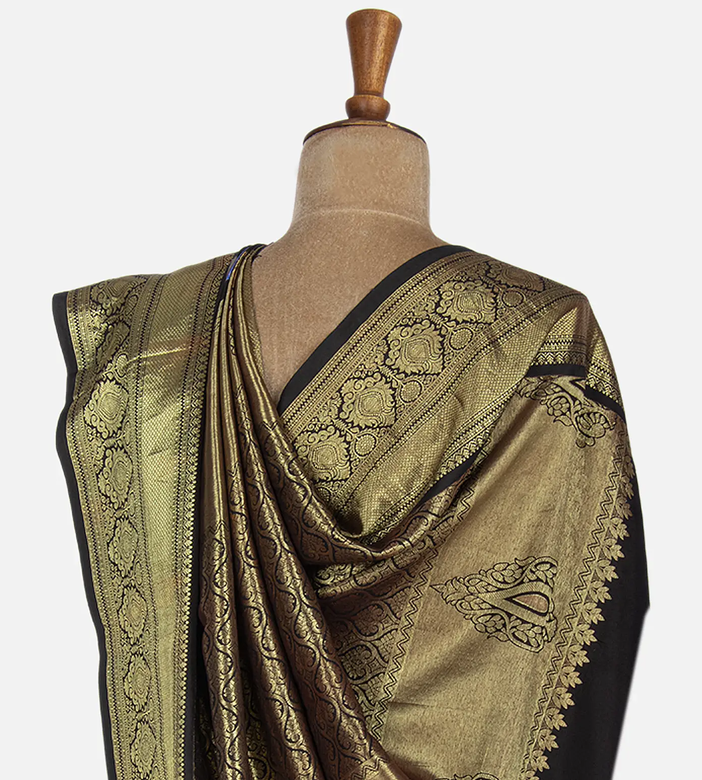 black-kanchipuram-silk-saree-b1147141-c